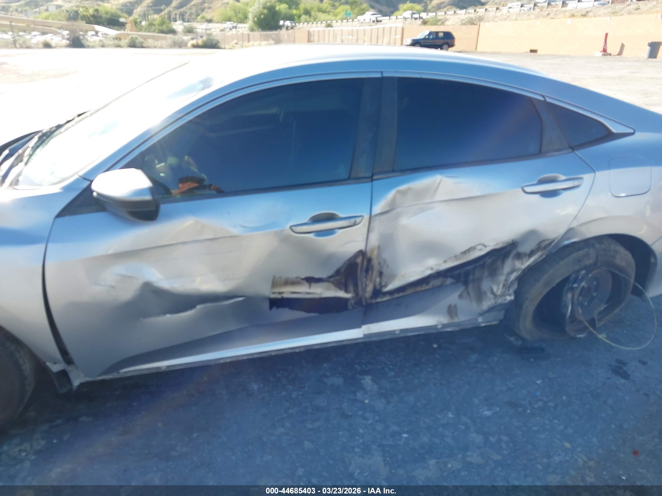 HONDA CIVIC image 6