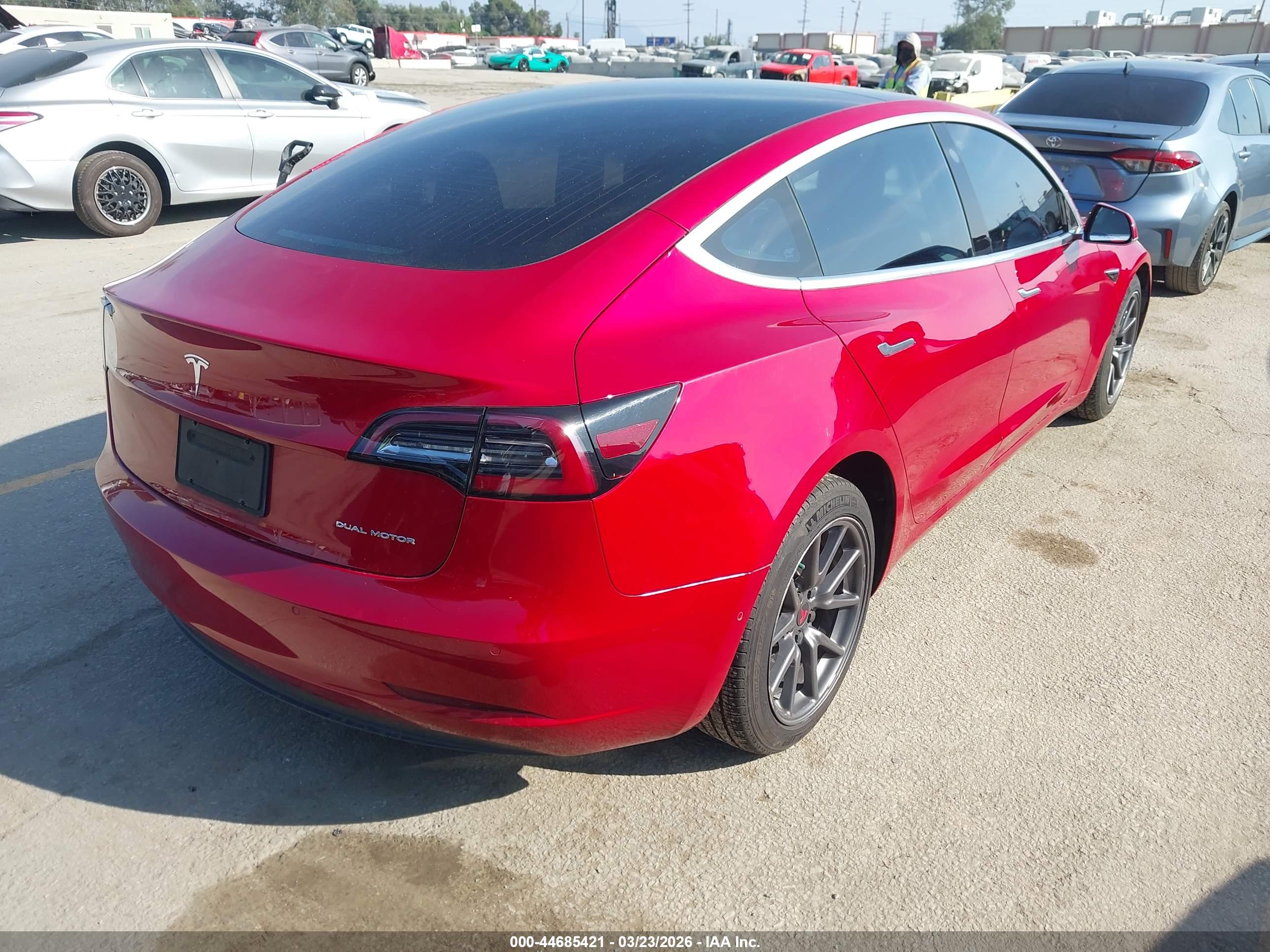 TESLA MODEL image 4