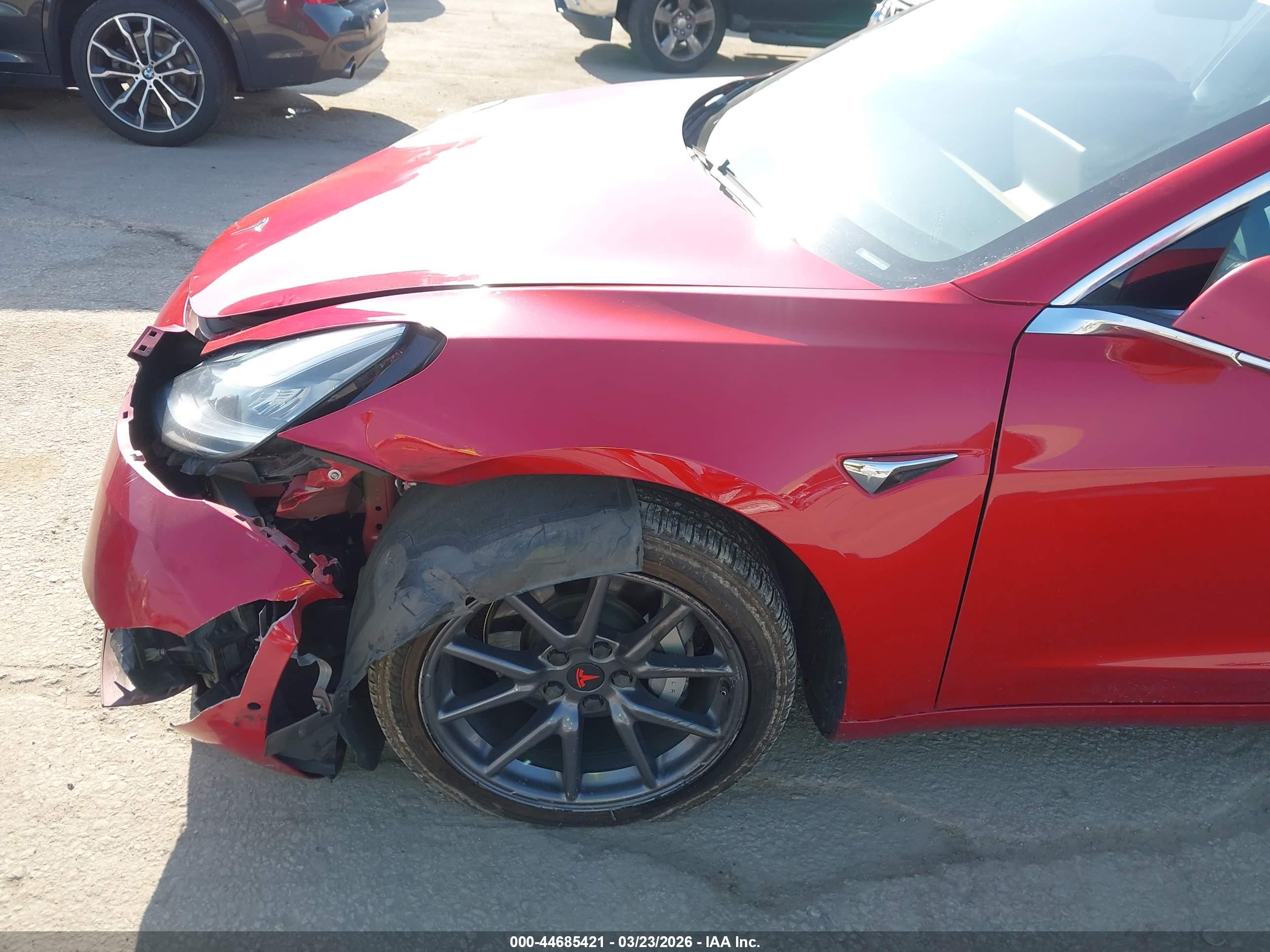 TESLA MODEL image 6