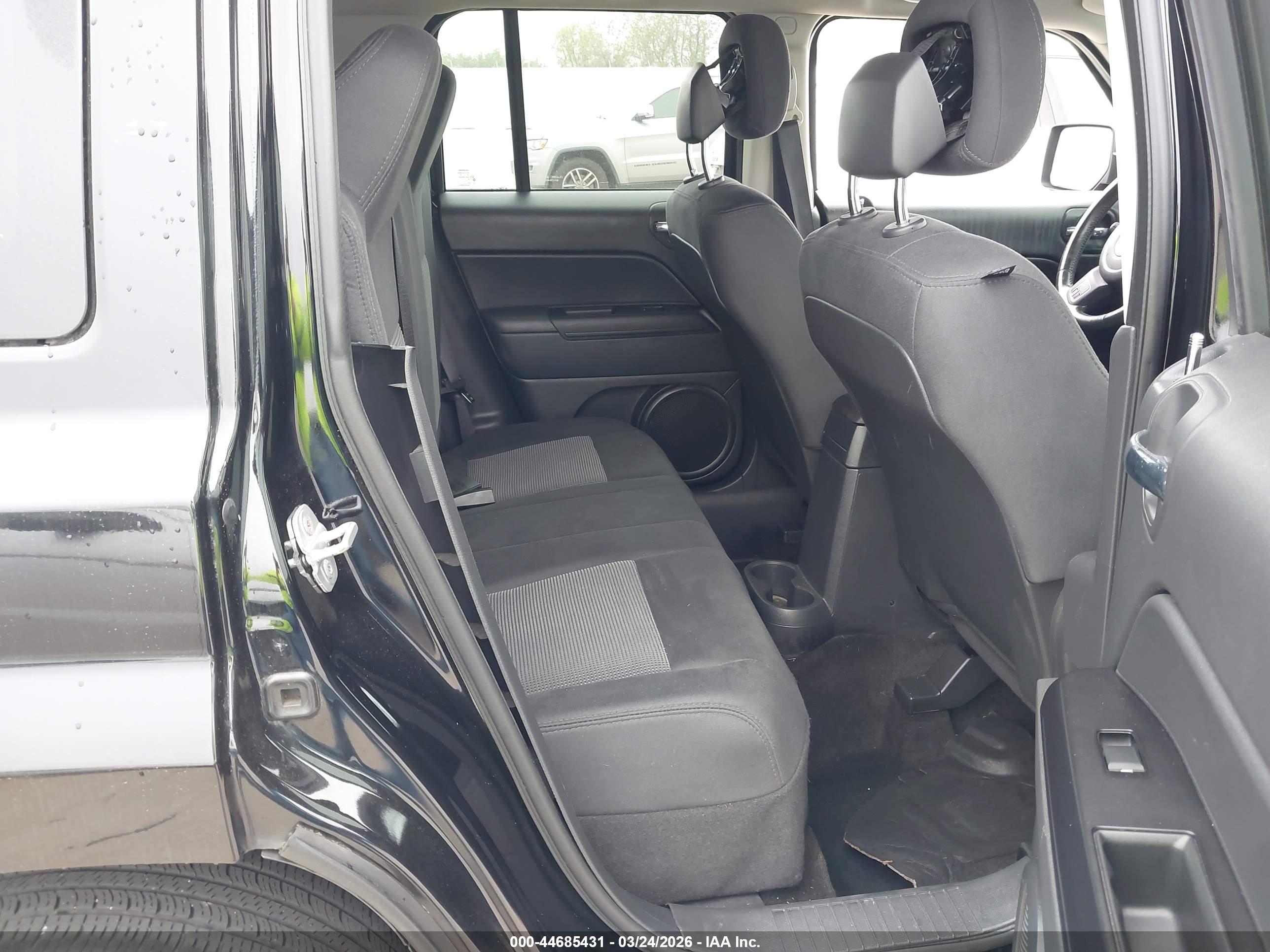 JEEP PATRIOT image 8