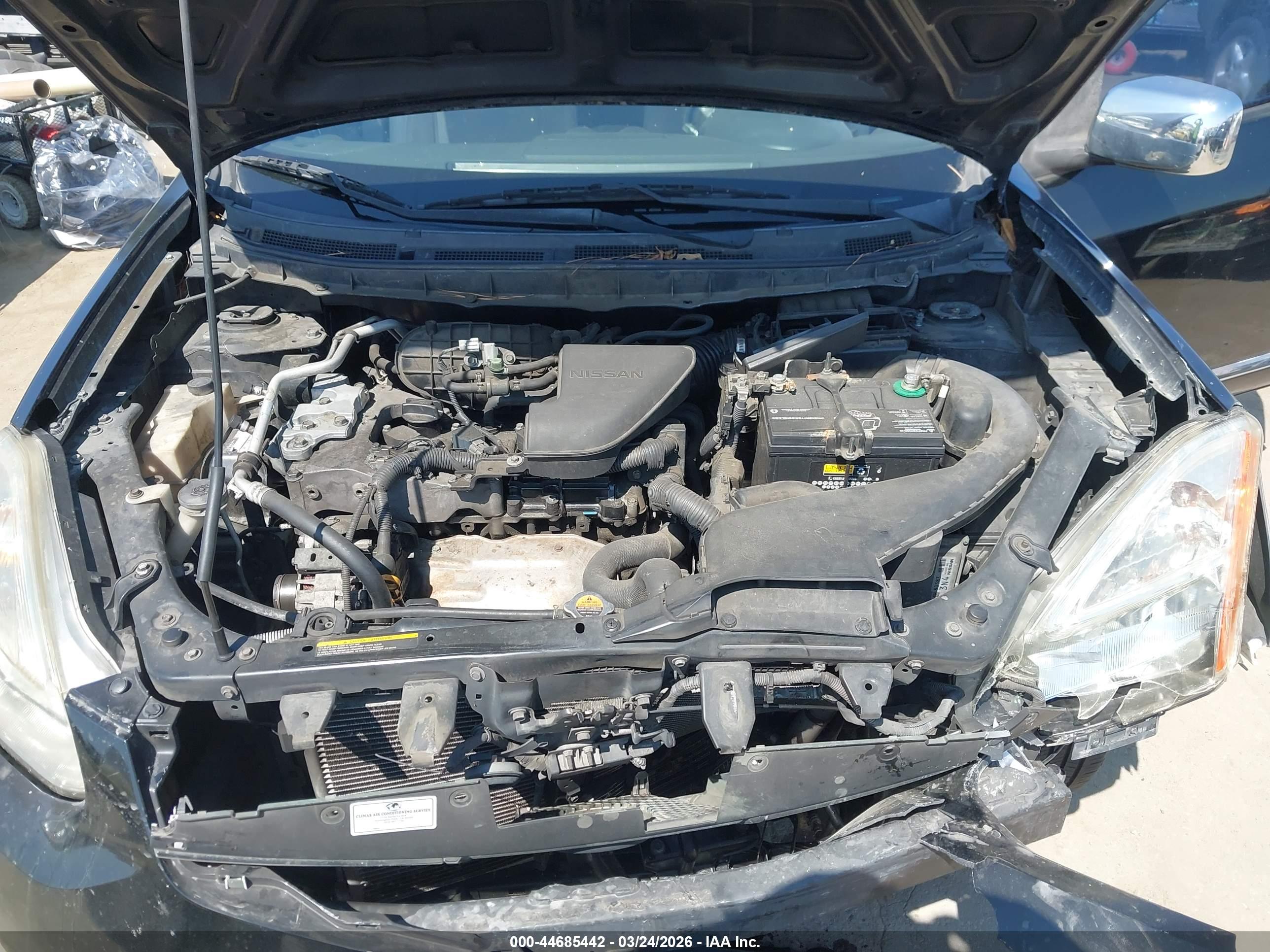 NISSAN ROGUE image 10