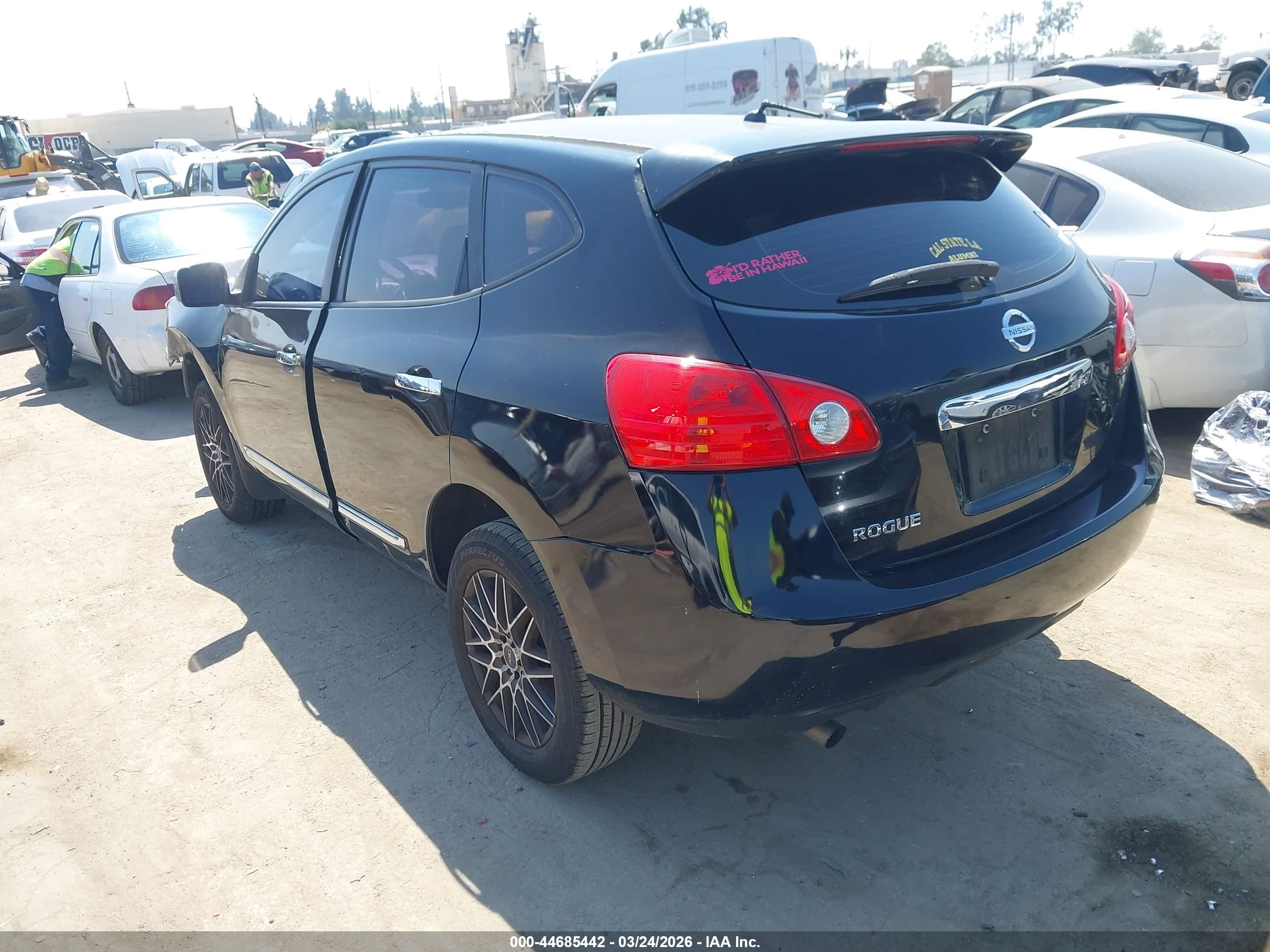 NISSAN ROGUE image 3