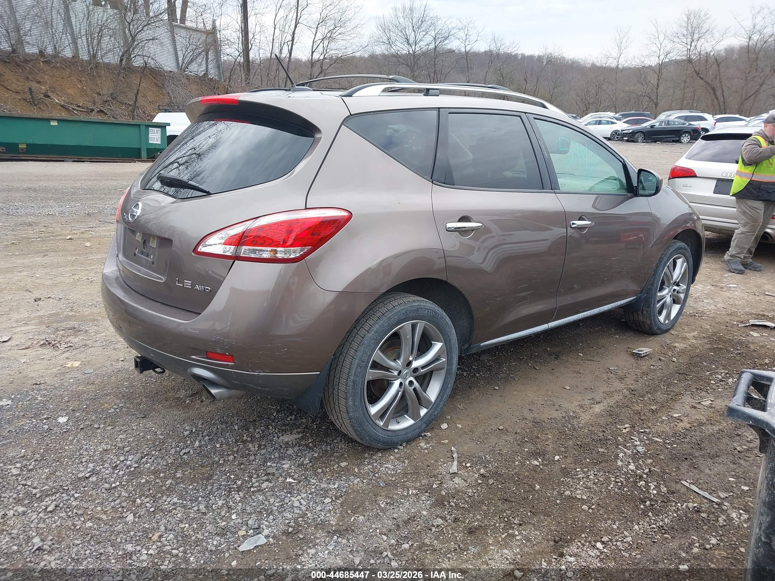 NISSAN MURANO image 4