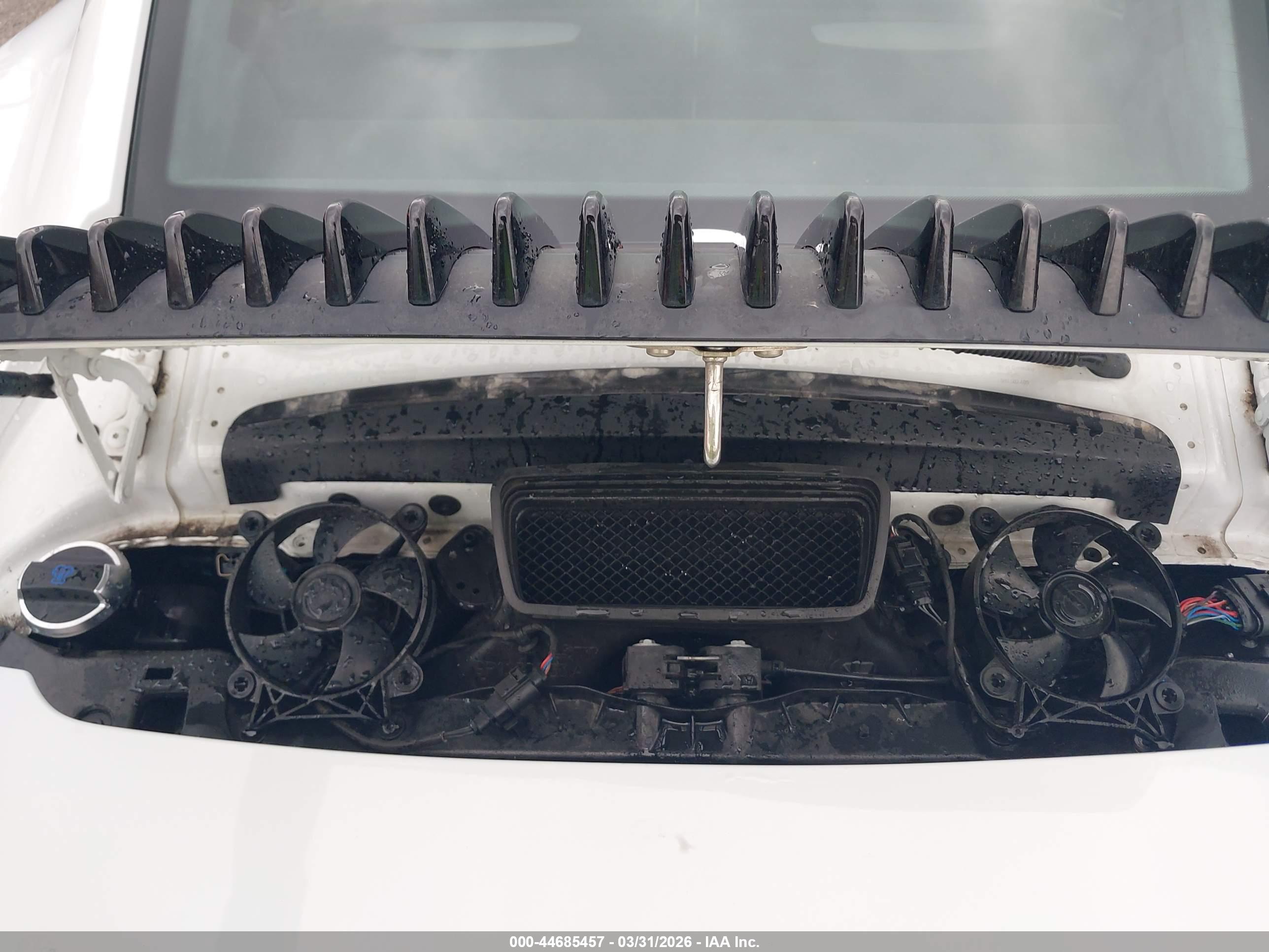 PORSCHE 911 image 10