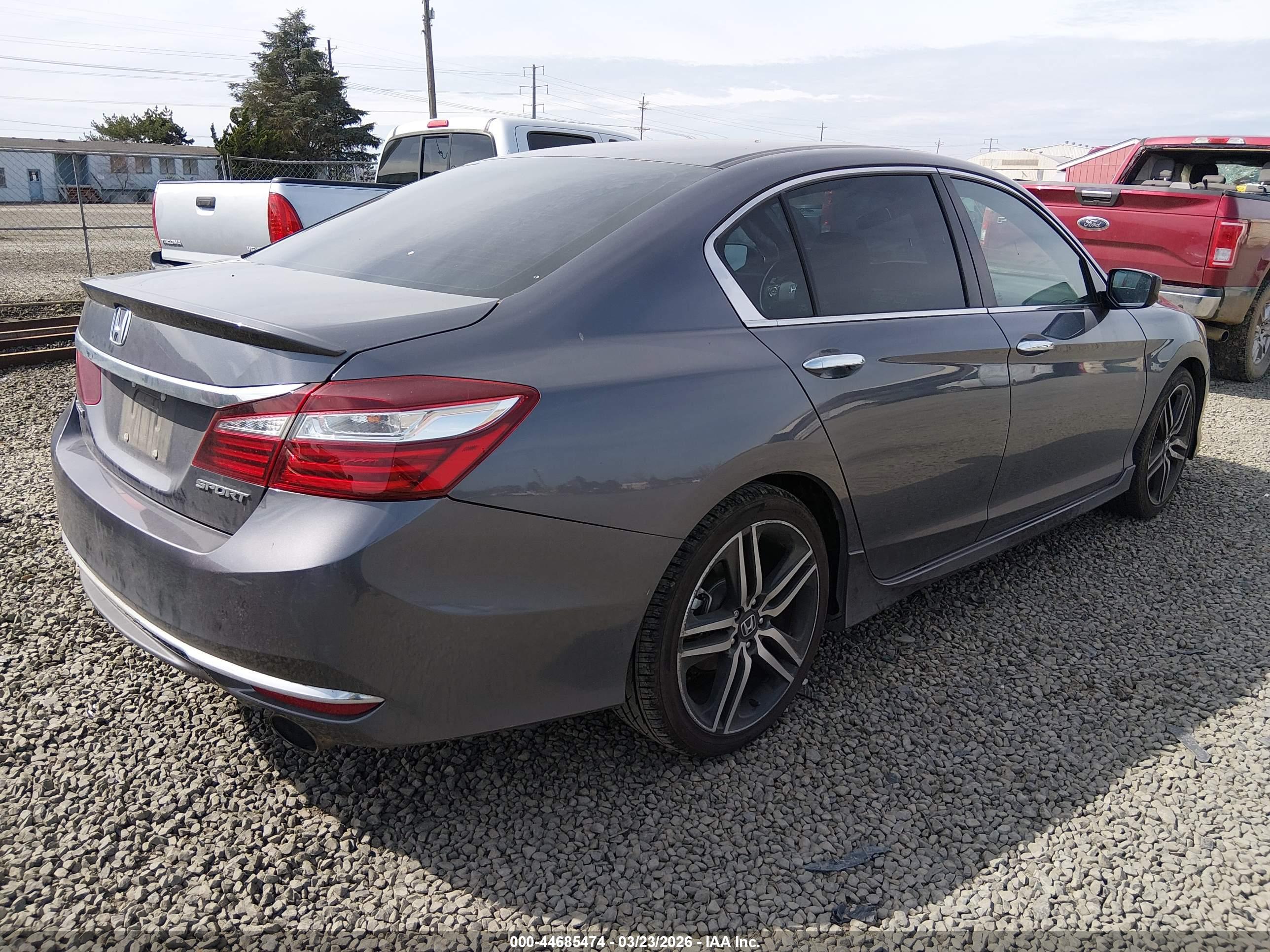 HONDA ACCORD image 4