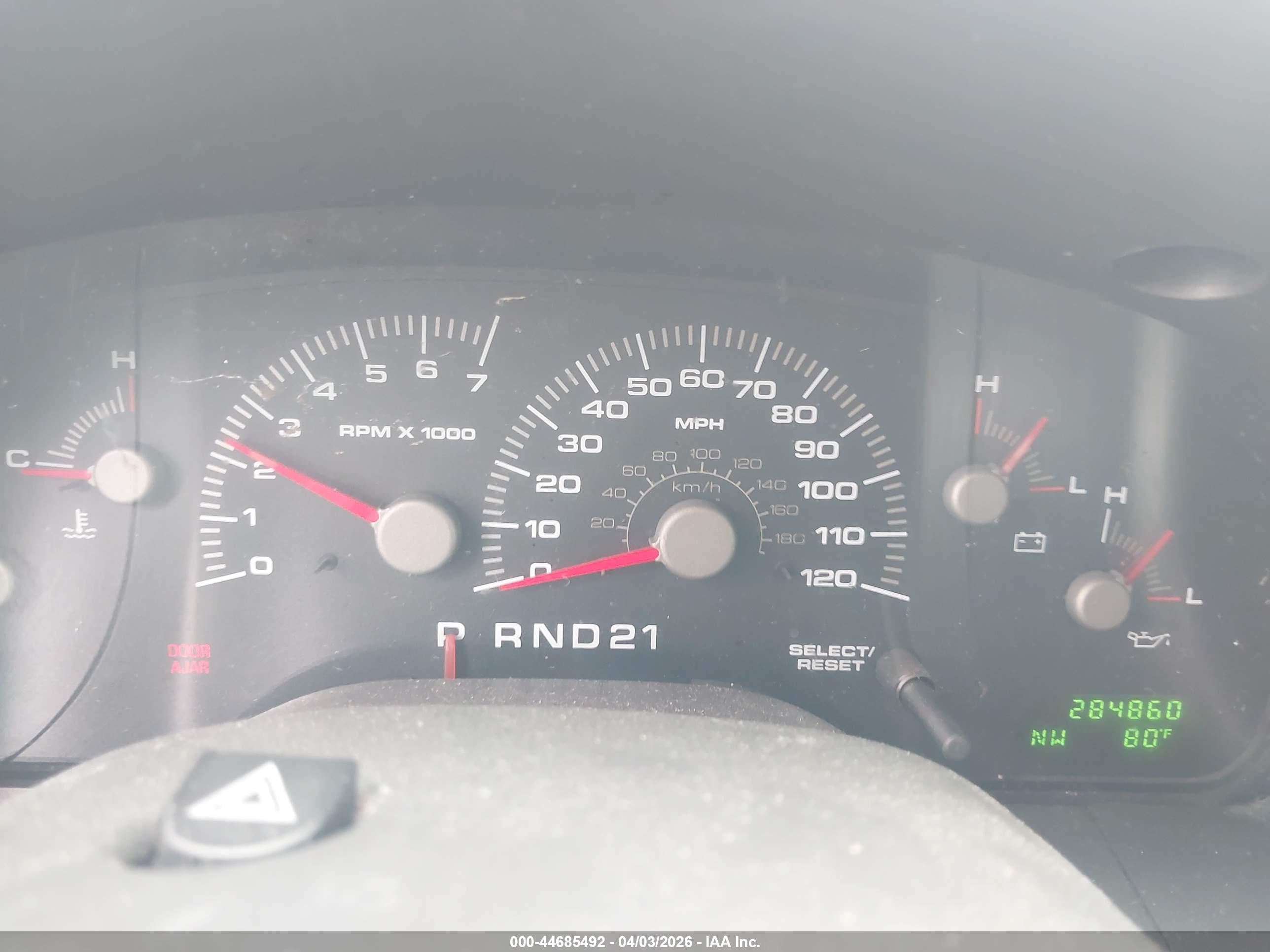 FORD EXPEDITION image 7