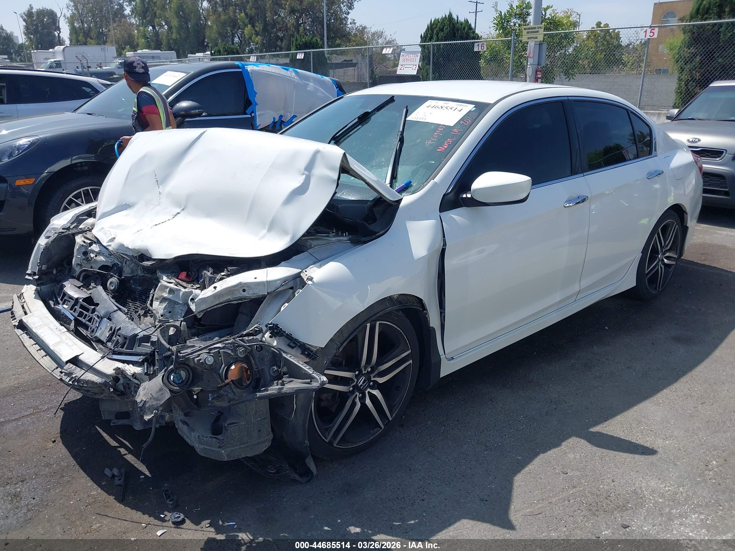 HONDA ACCORD image 2