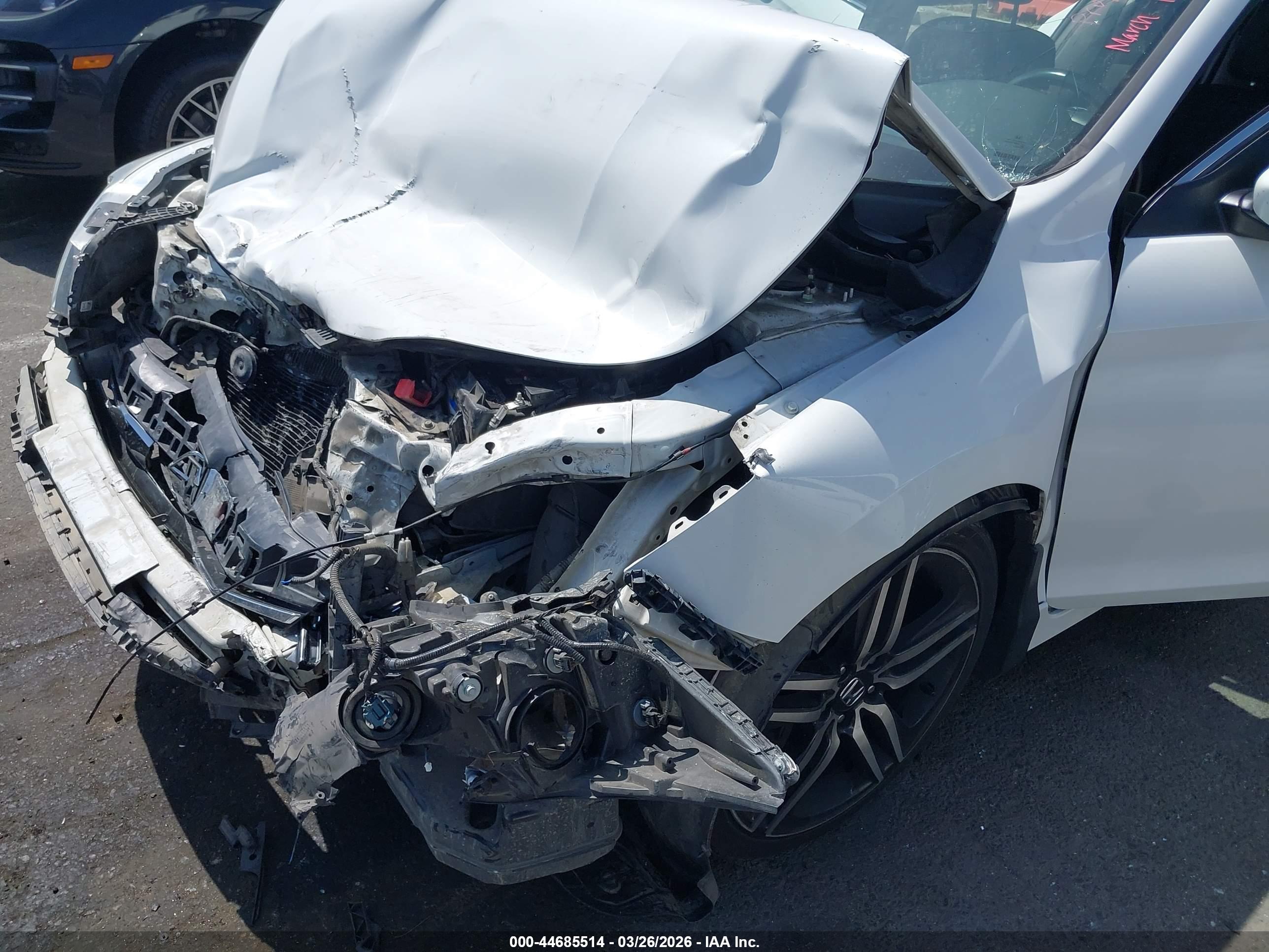 HONDA ACCORD image 6