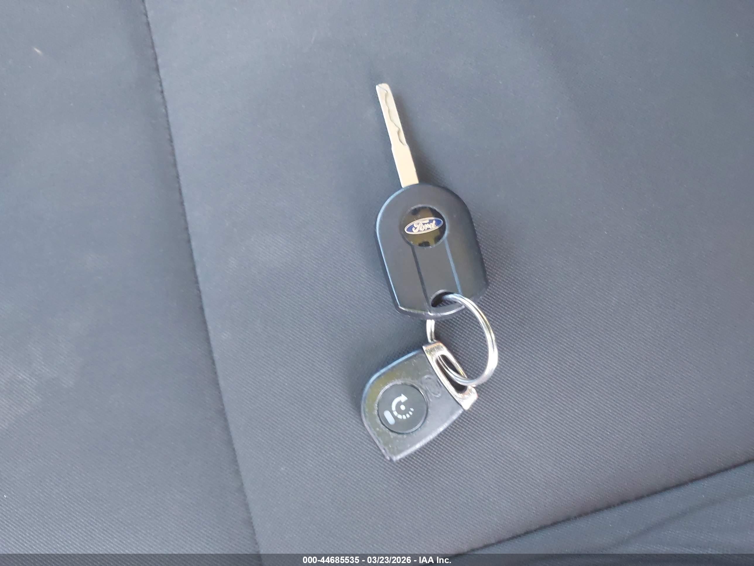 FORD ESCAPE image 11
