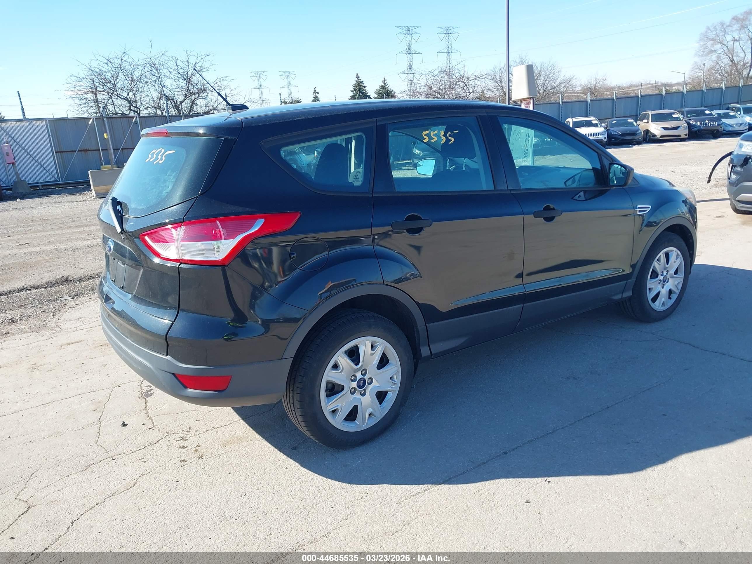 FORD ESCAPE image 4