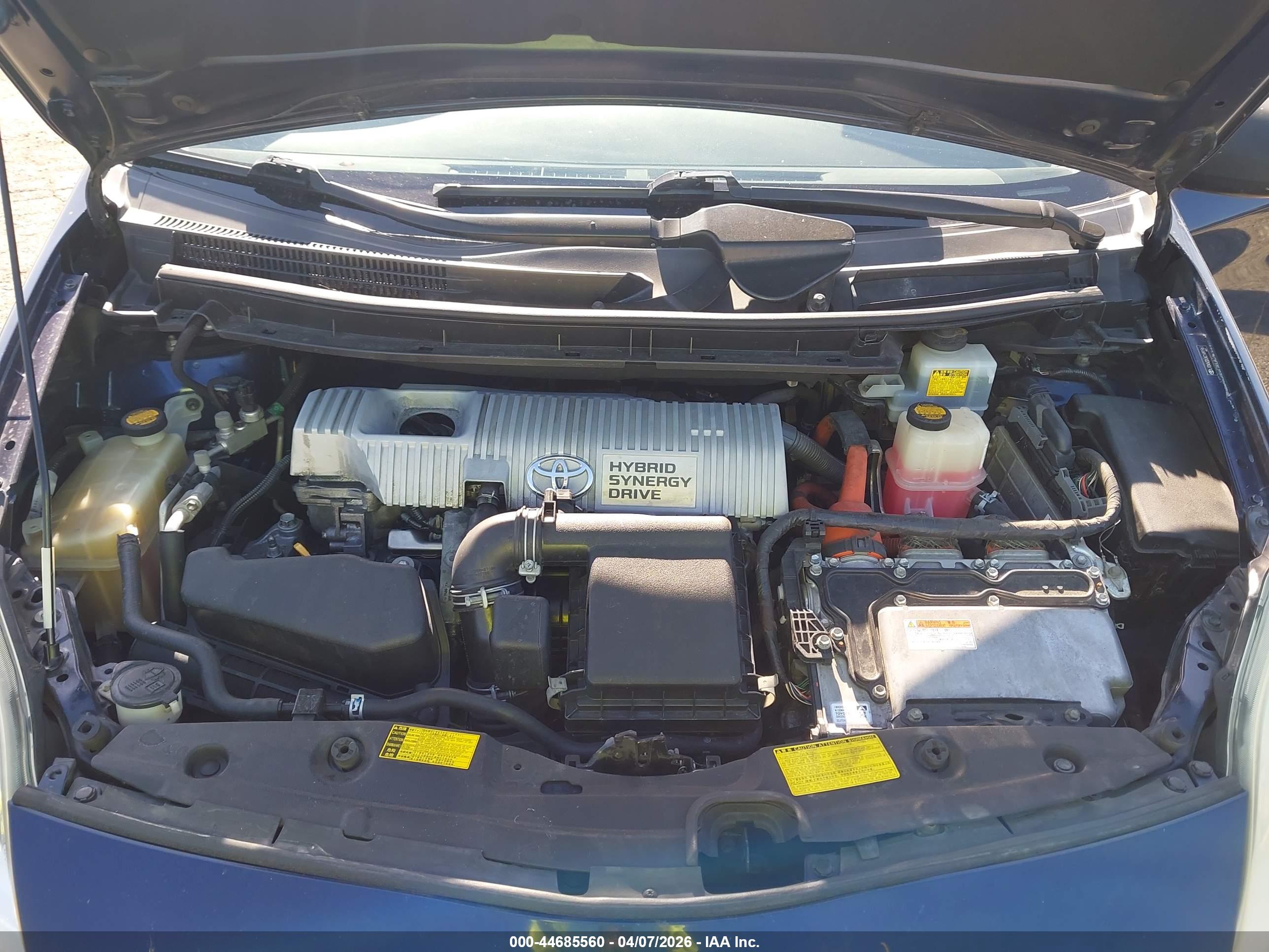 TOYOTA PRIUS image 10