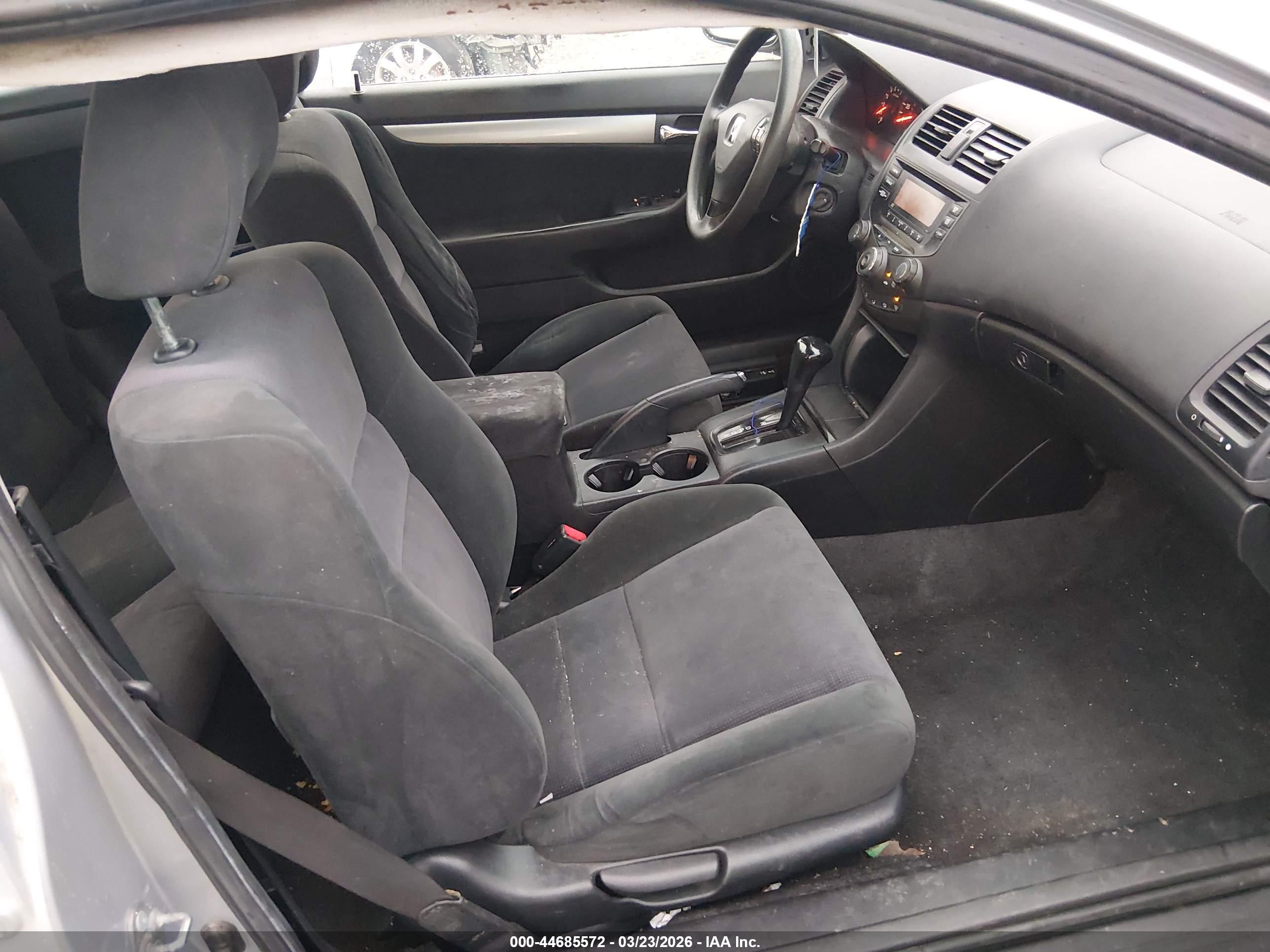 HONDA ACCORD image 5