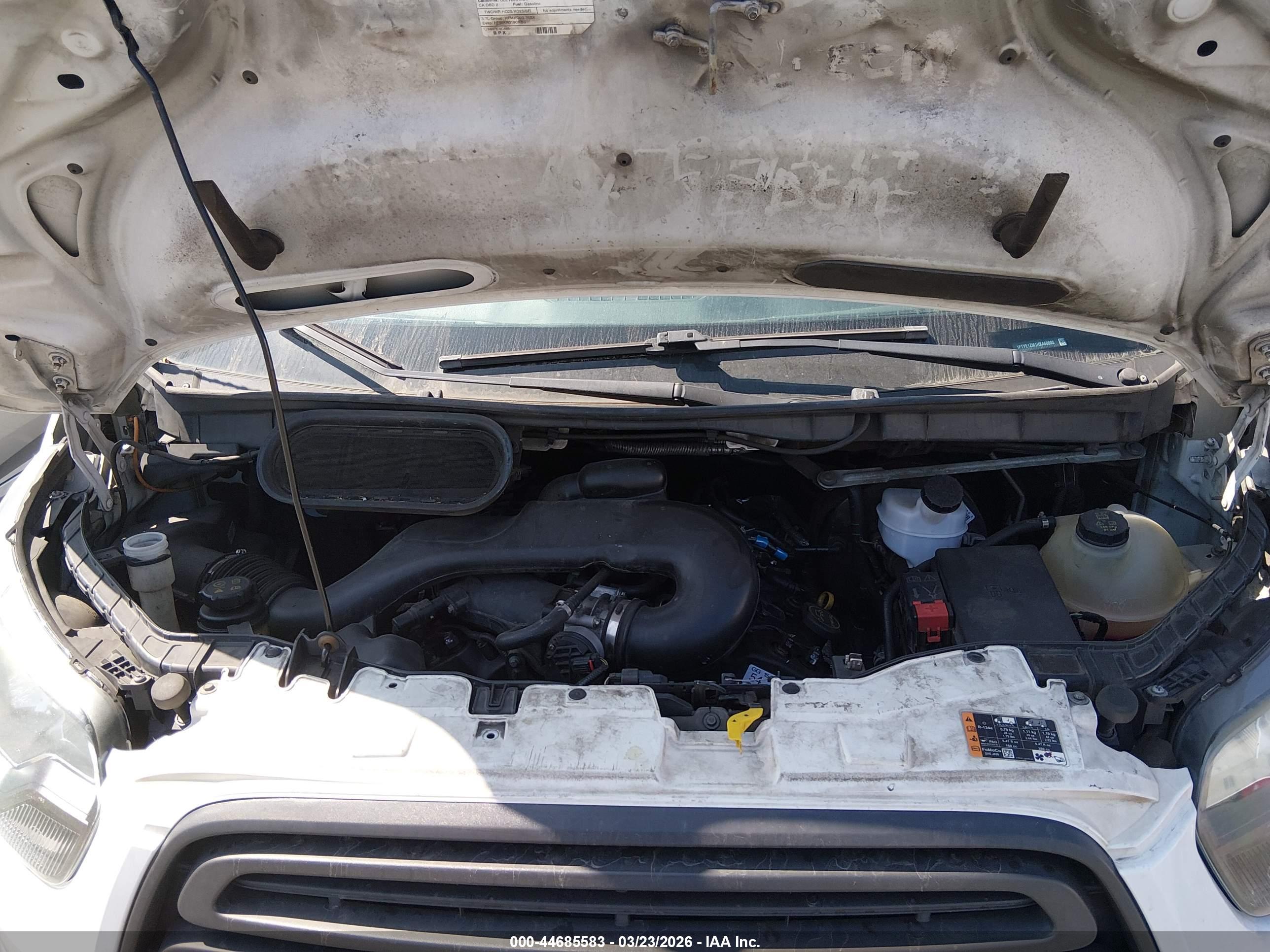FORD TRANSIT-150 image 10