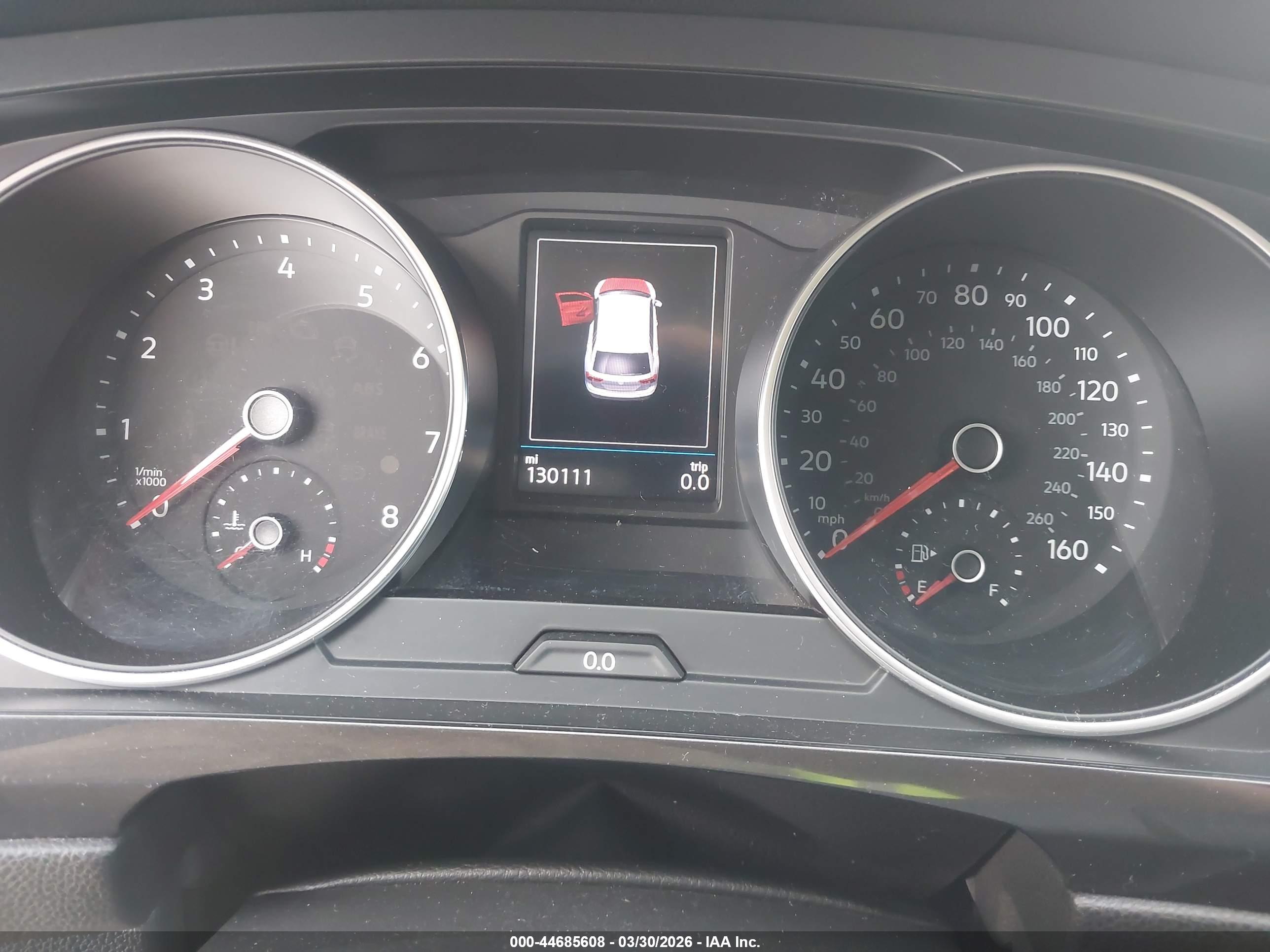 VOLKSWAGEN TIGUAN image 7