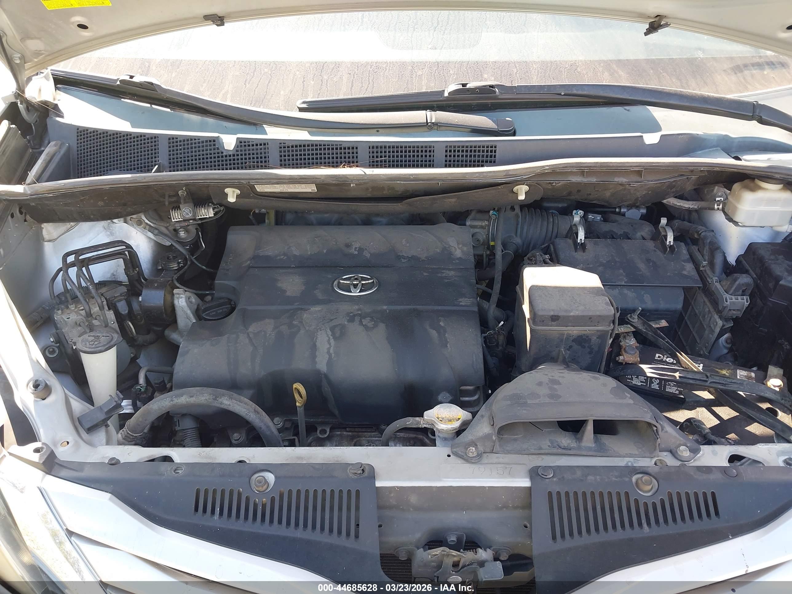 TOYOTA SIENNA image 10
