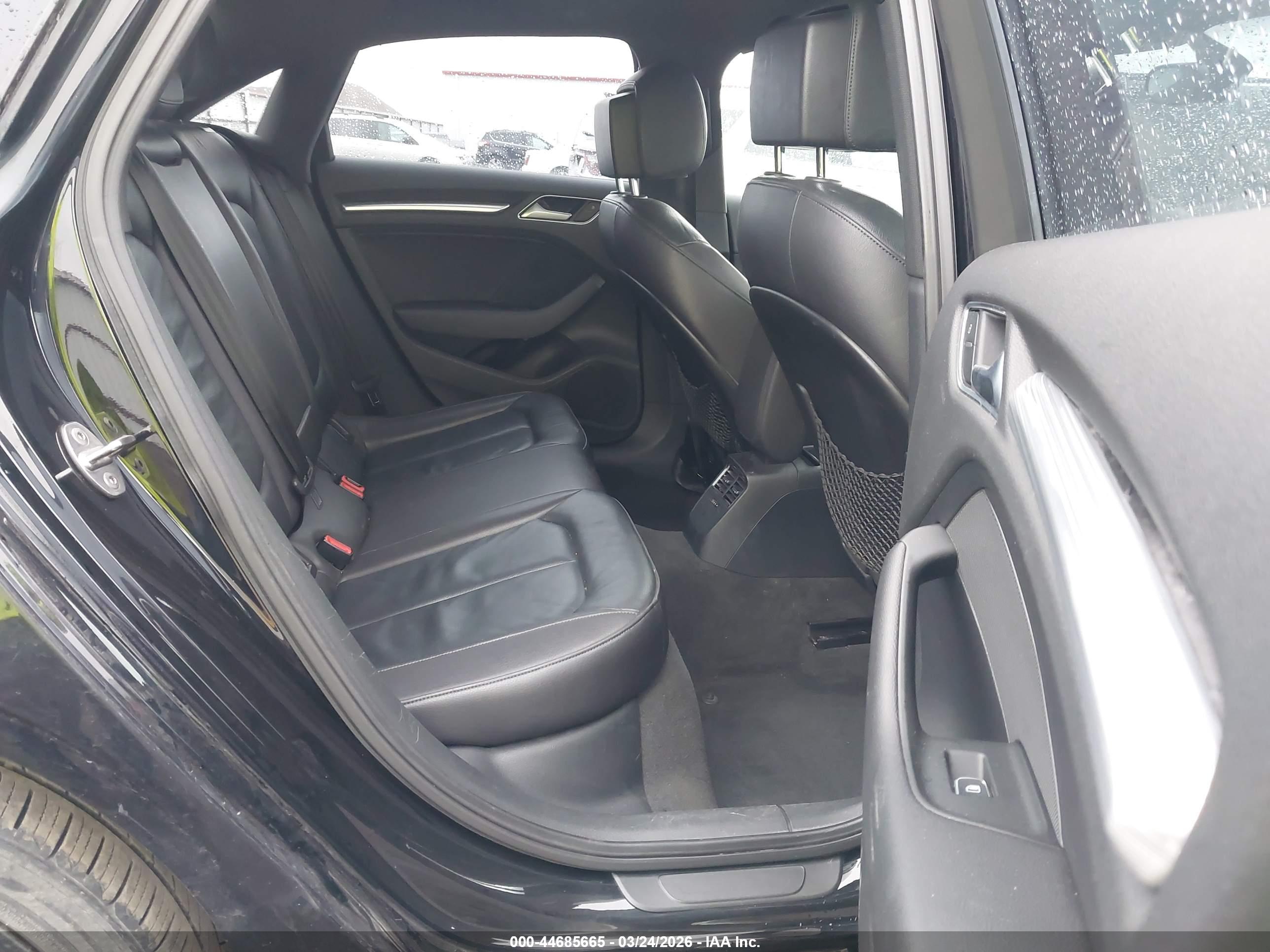 AUDI A3 image 8