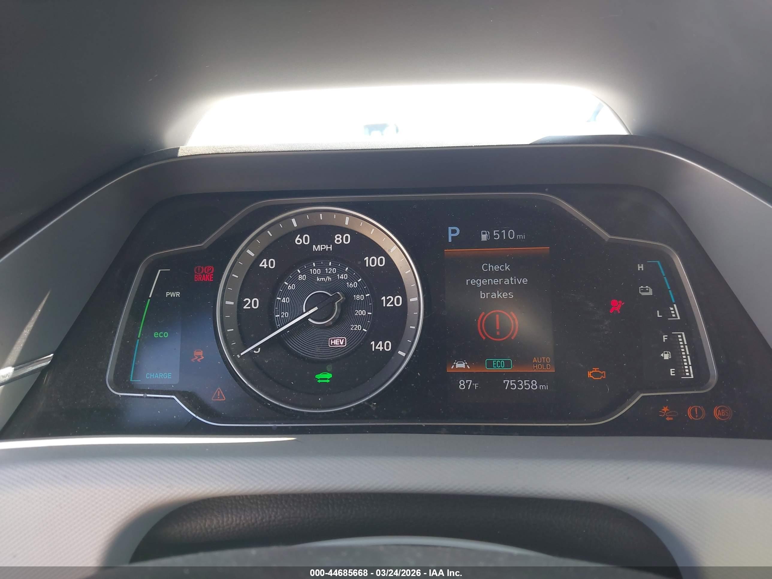 HYUNDAI IONIQ image 7