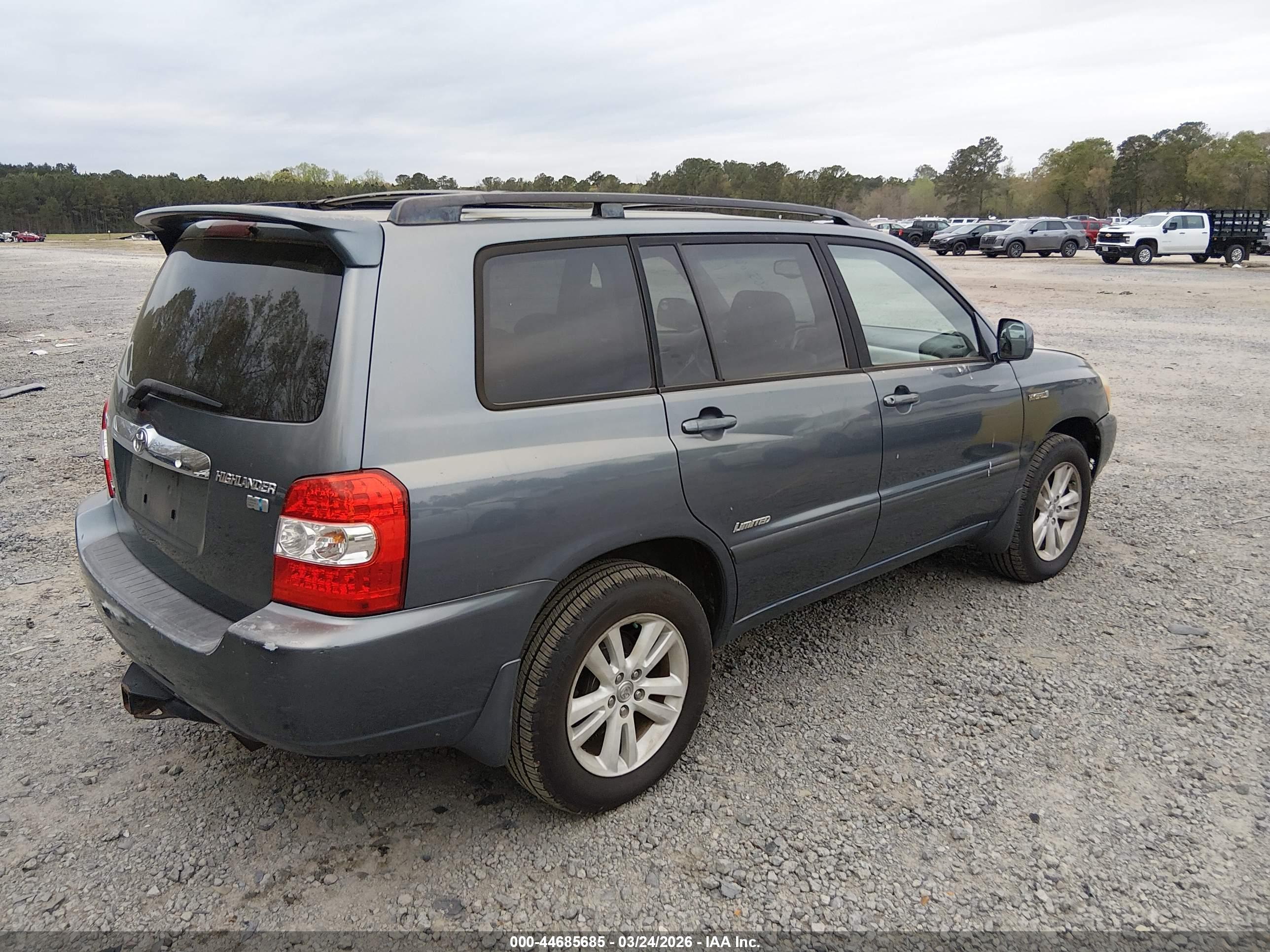 TOYOTA HIGHLANDER image 4
