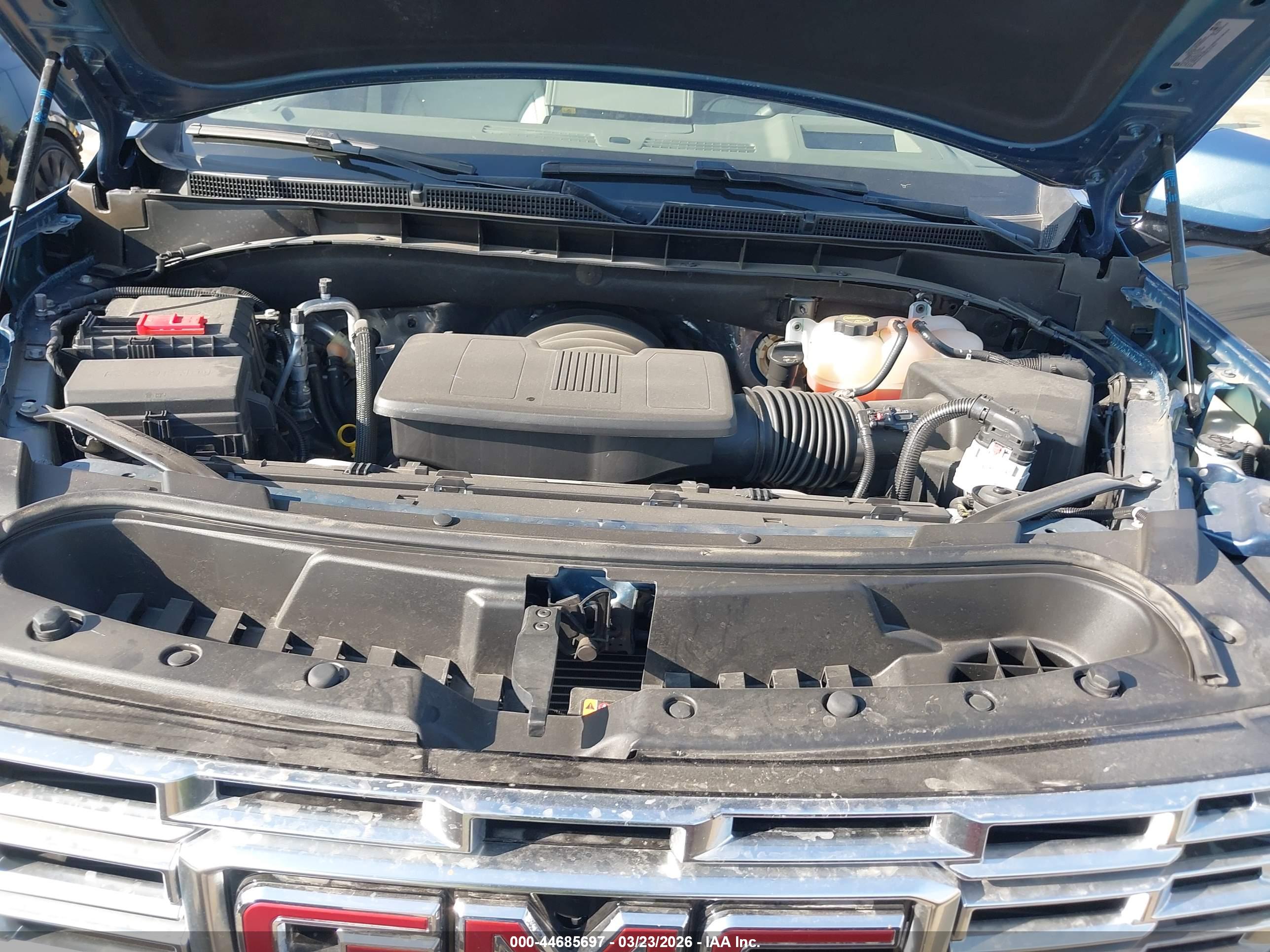 GMC YUKON image 10