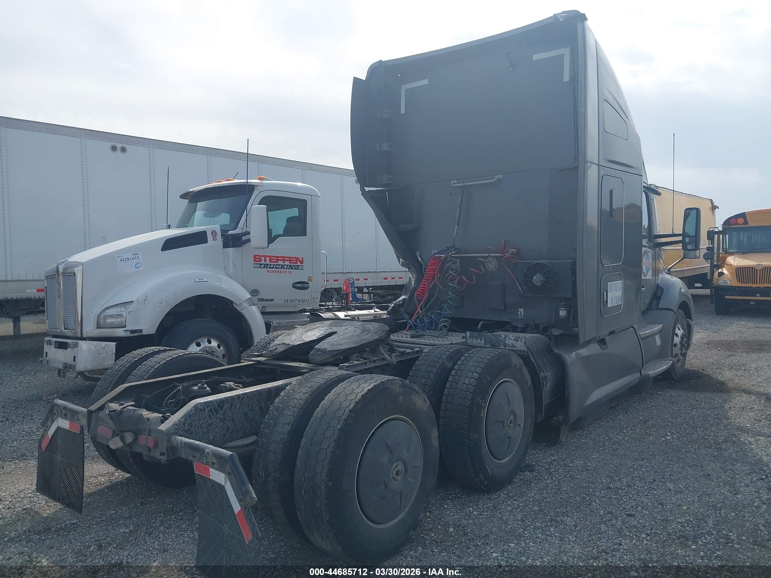KENWORTH T680 image 4