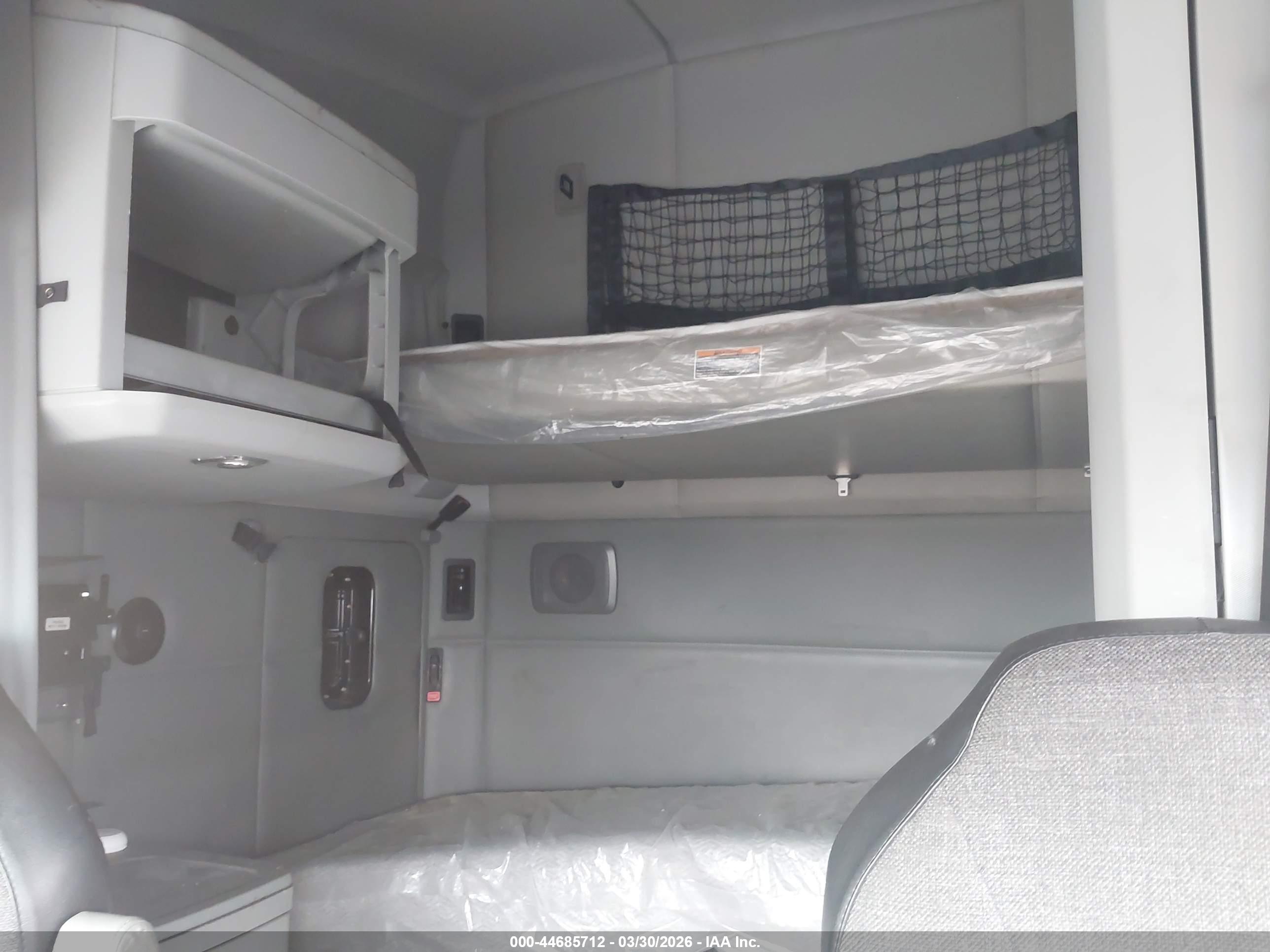 KENWORTH T680 image 7