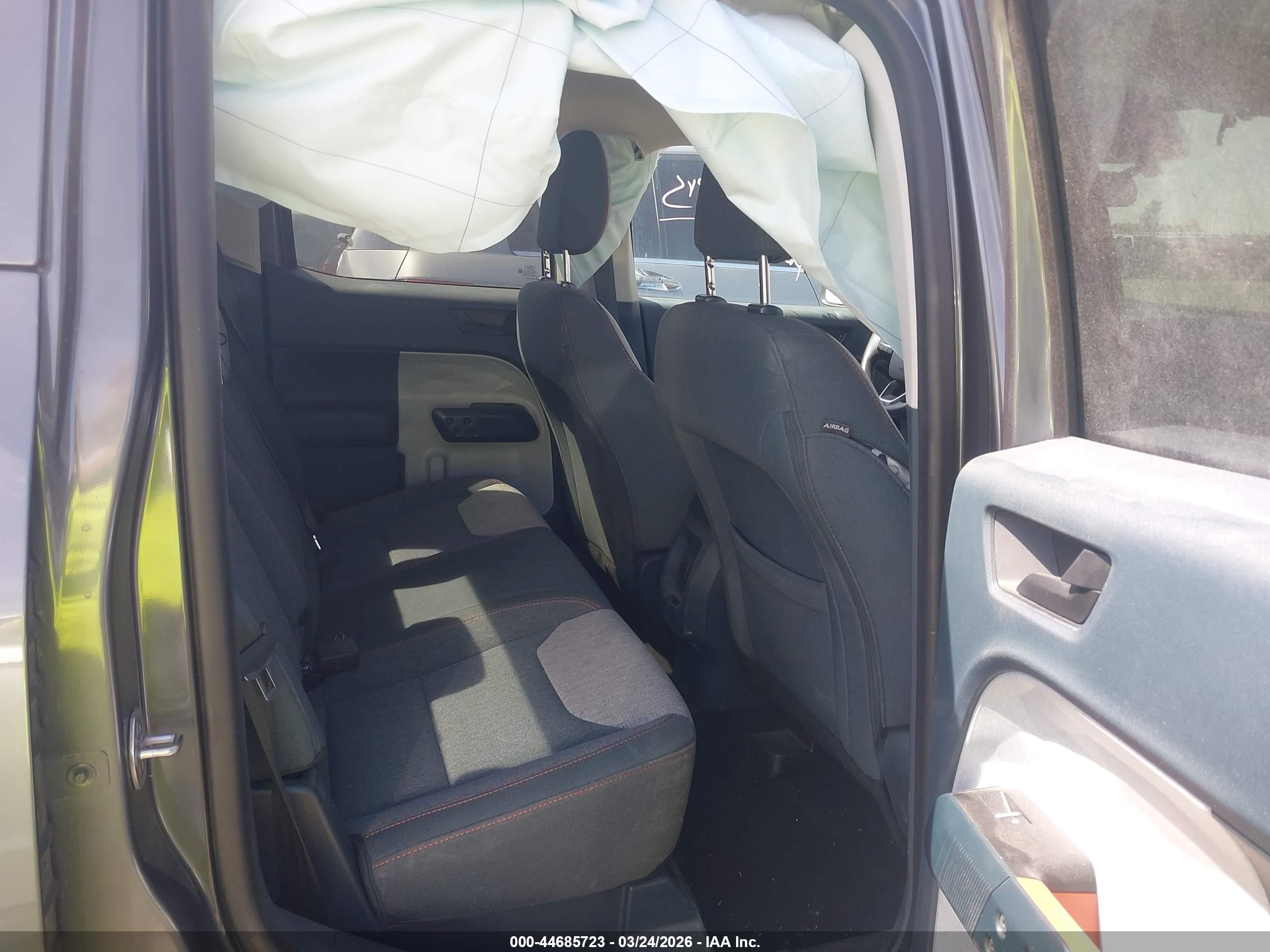 FORD MAVERICK image 8