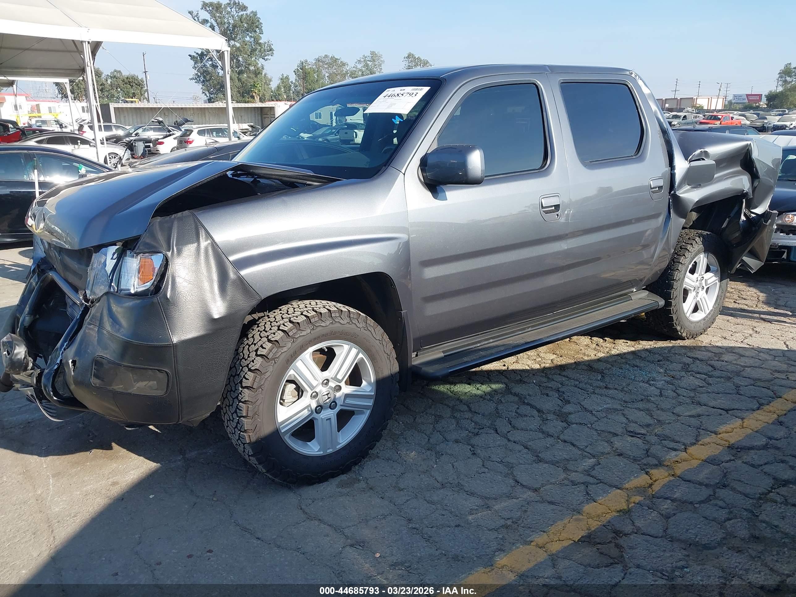 HONDA RIDGELINE image 2