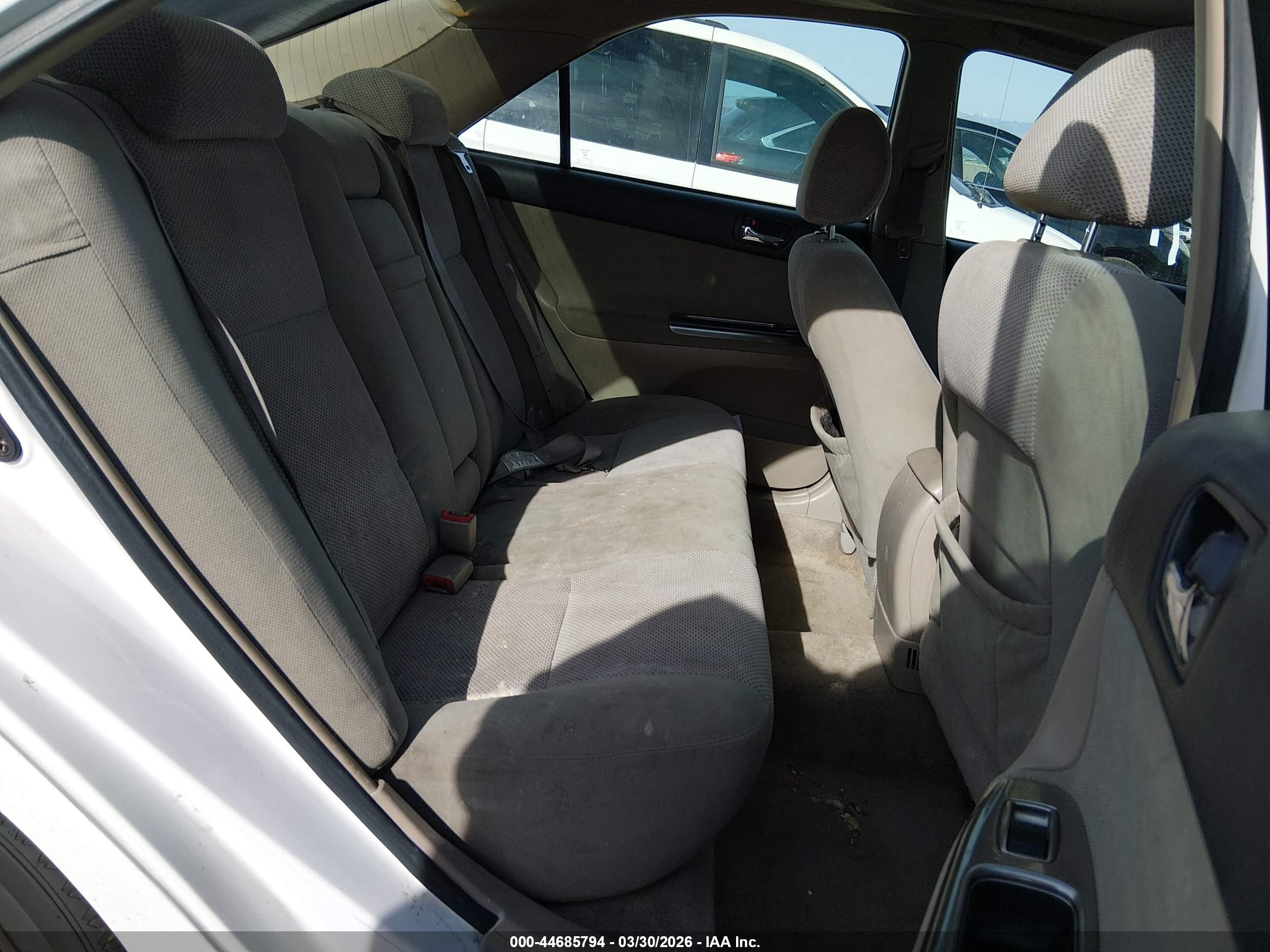 TOYOTA CAMRY image 8