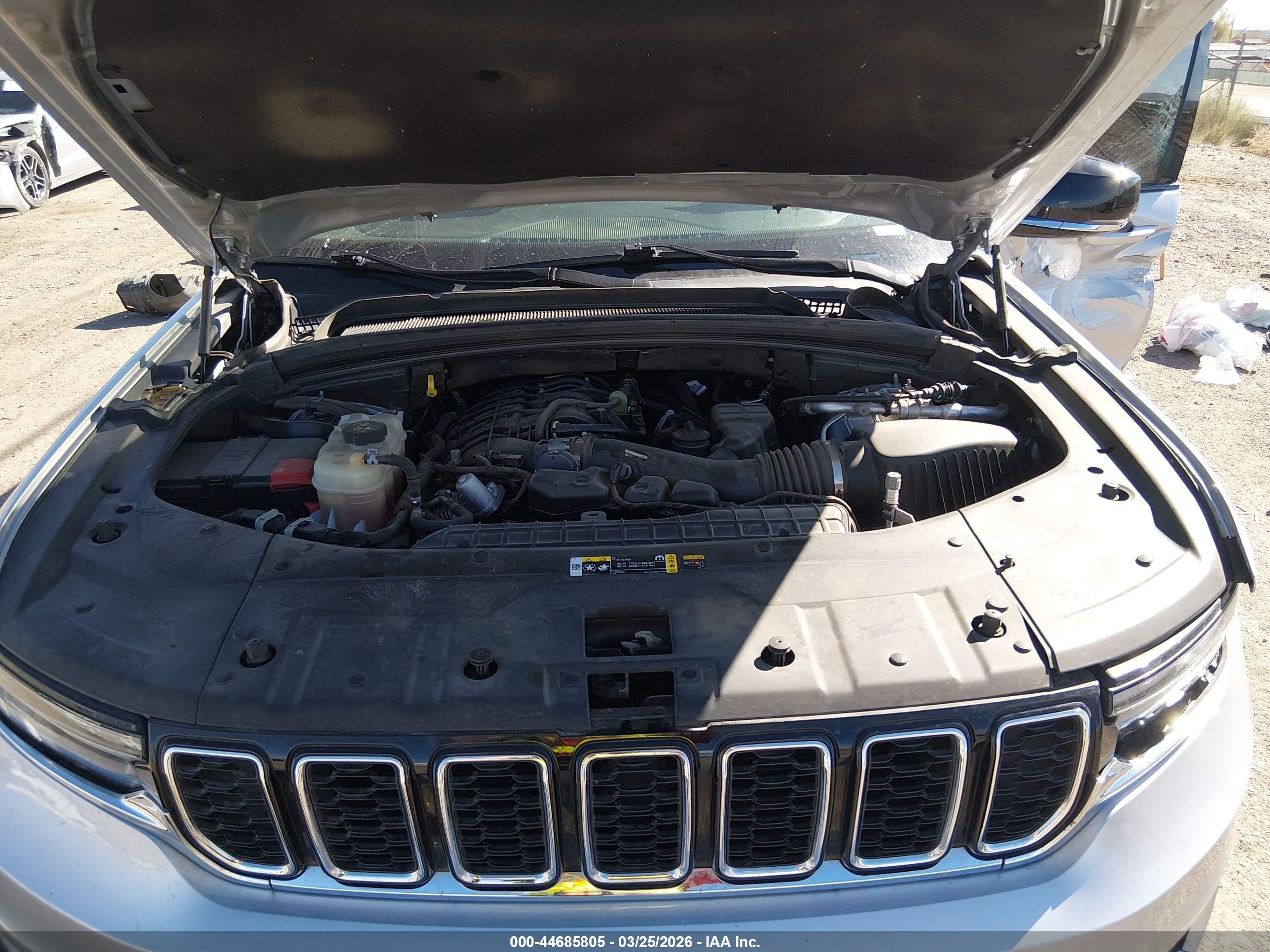 JEEP GRAND image 10