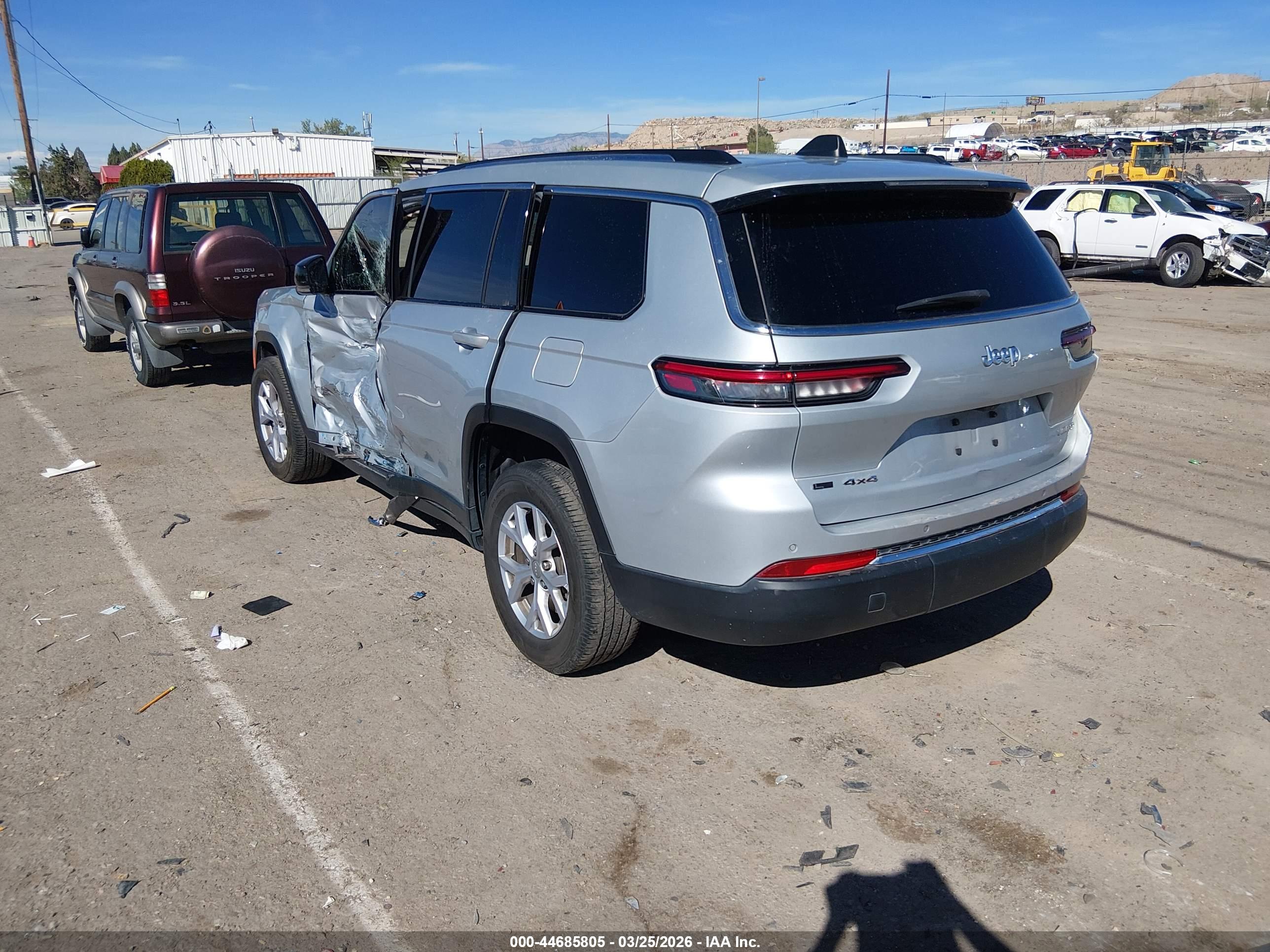 JEEP GRAND image 3