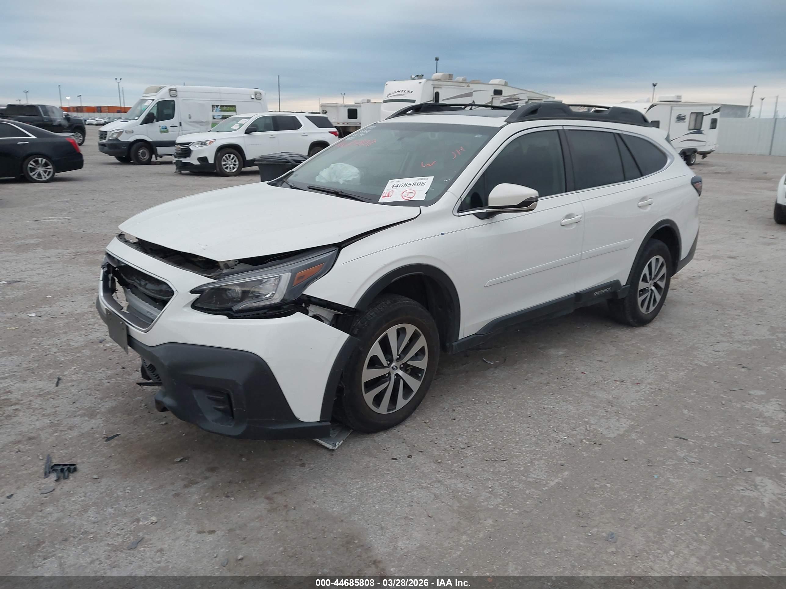 SUBARU OUTBACK image 2