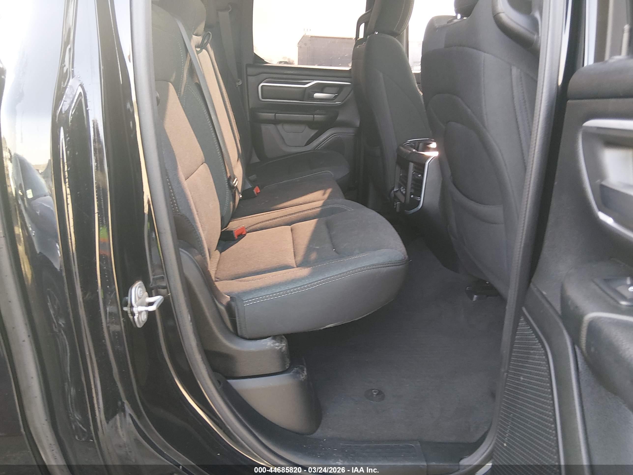 RAM 1500 image 8
