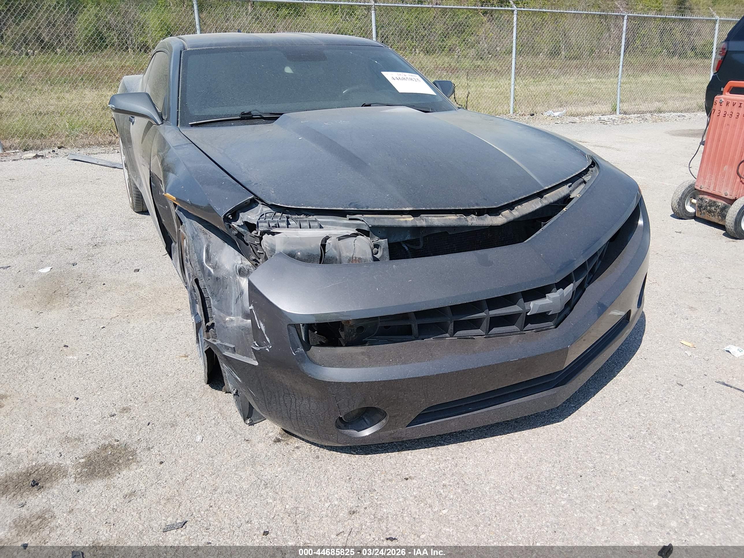 CHEVROLET CAMARO image 6