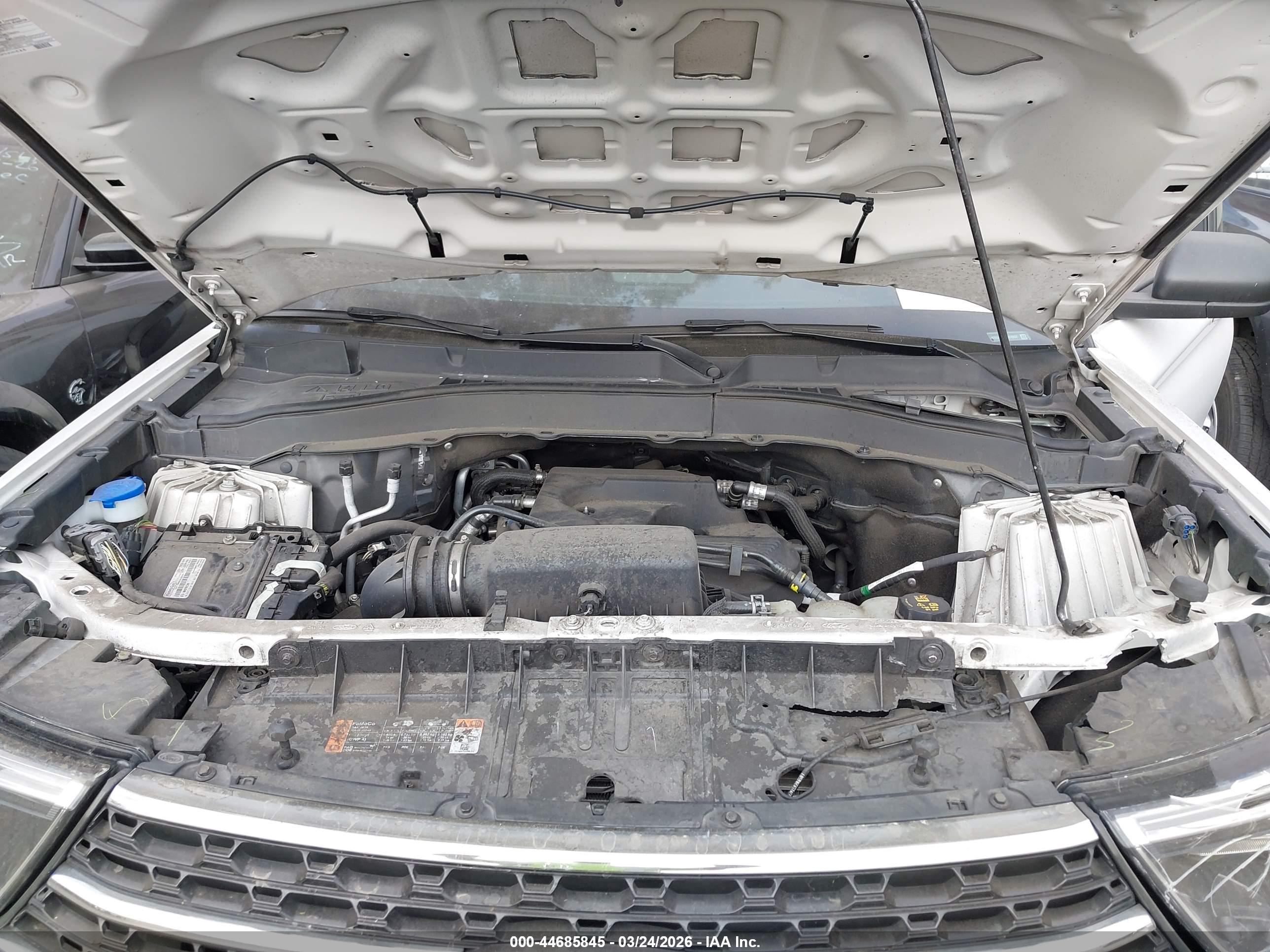 FORD EXPLORER image 10