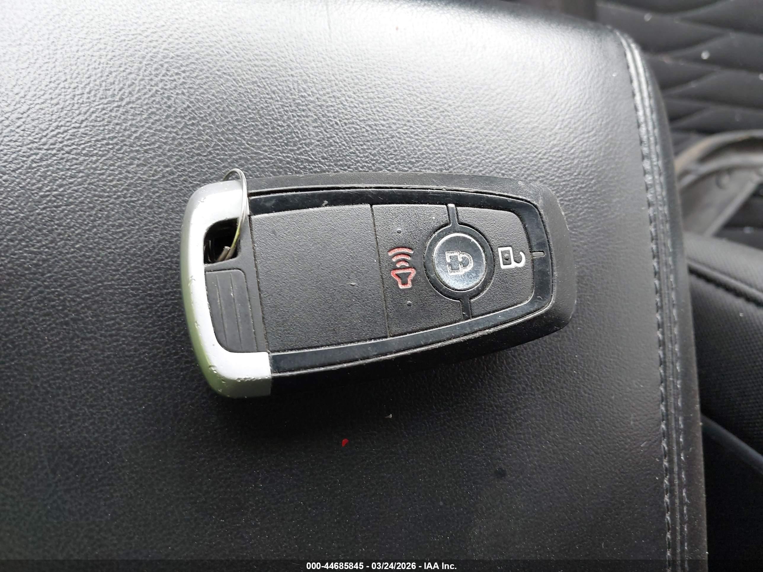 FORD EXPLORER image 11