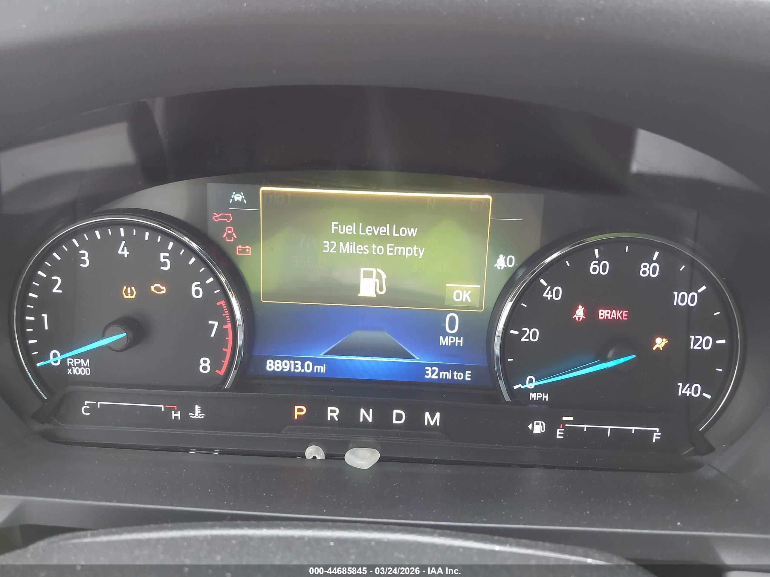 FORD EXPLORER image 7