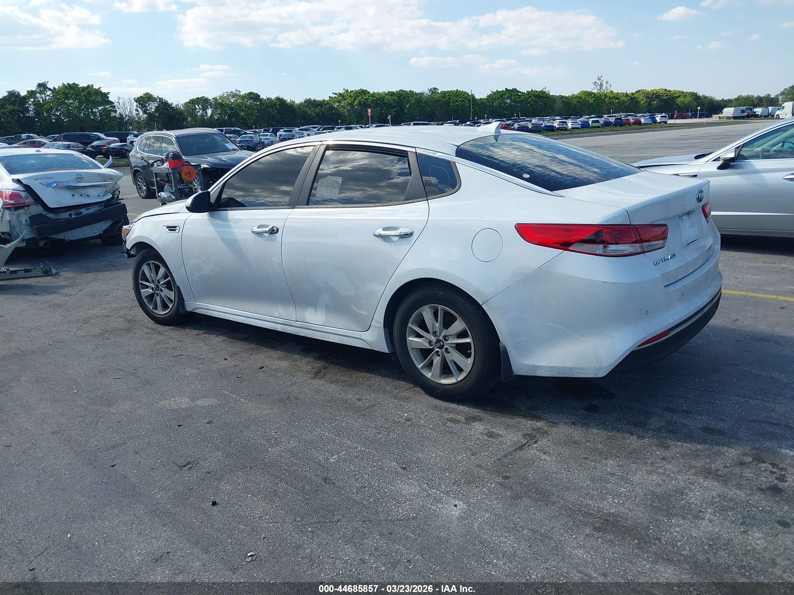 KIA OPTIMA image 3