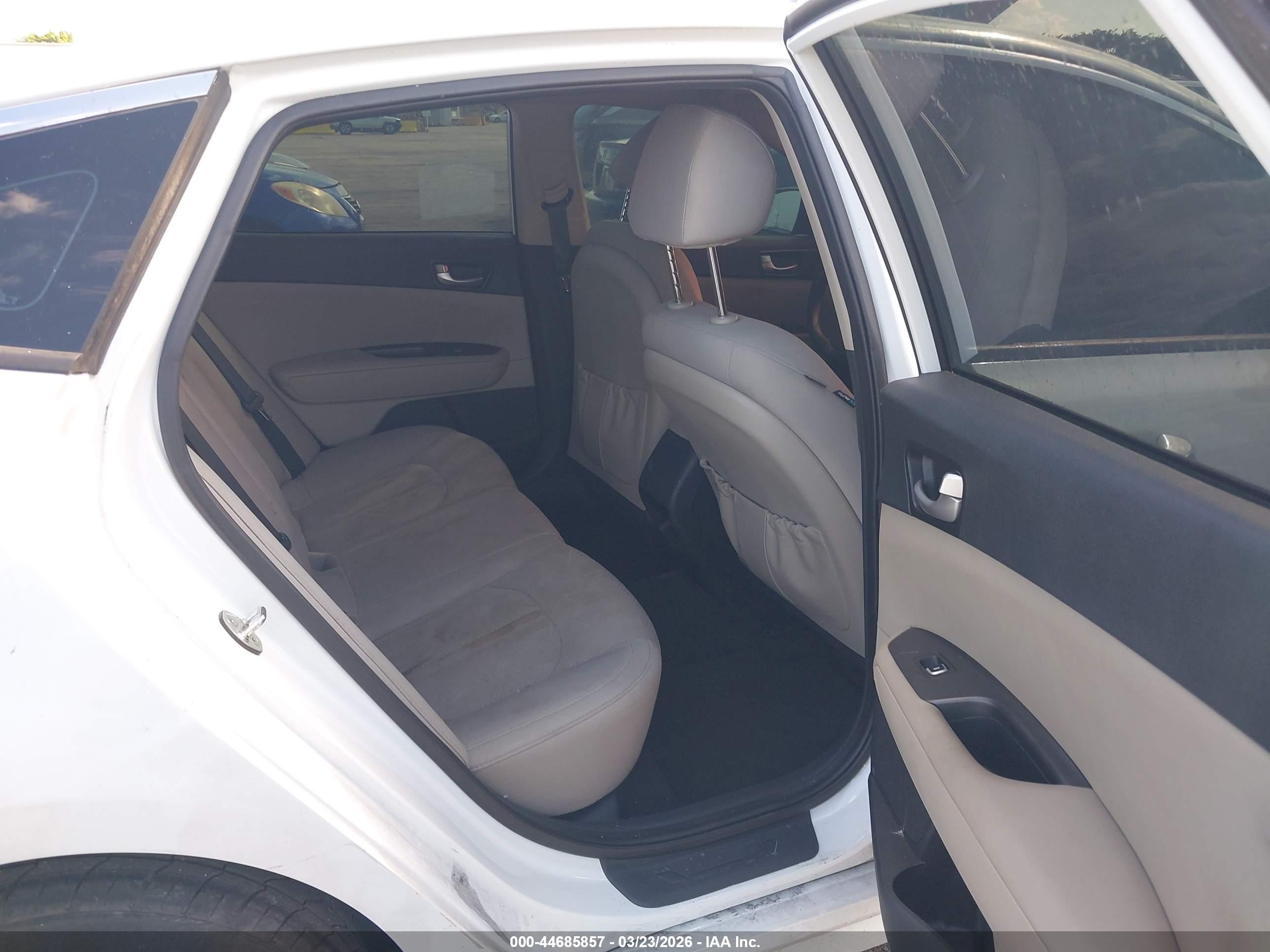 KIA OPTIMA image 8