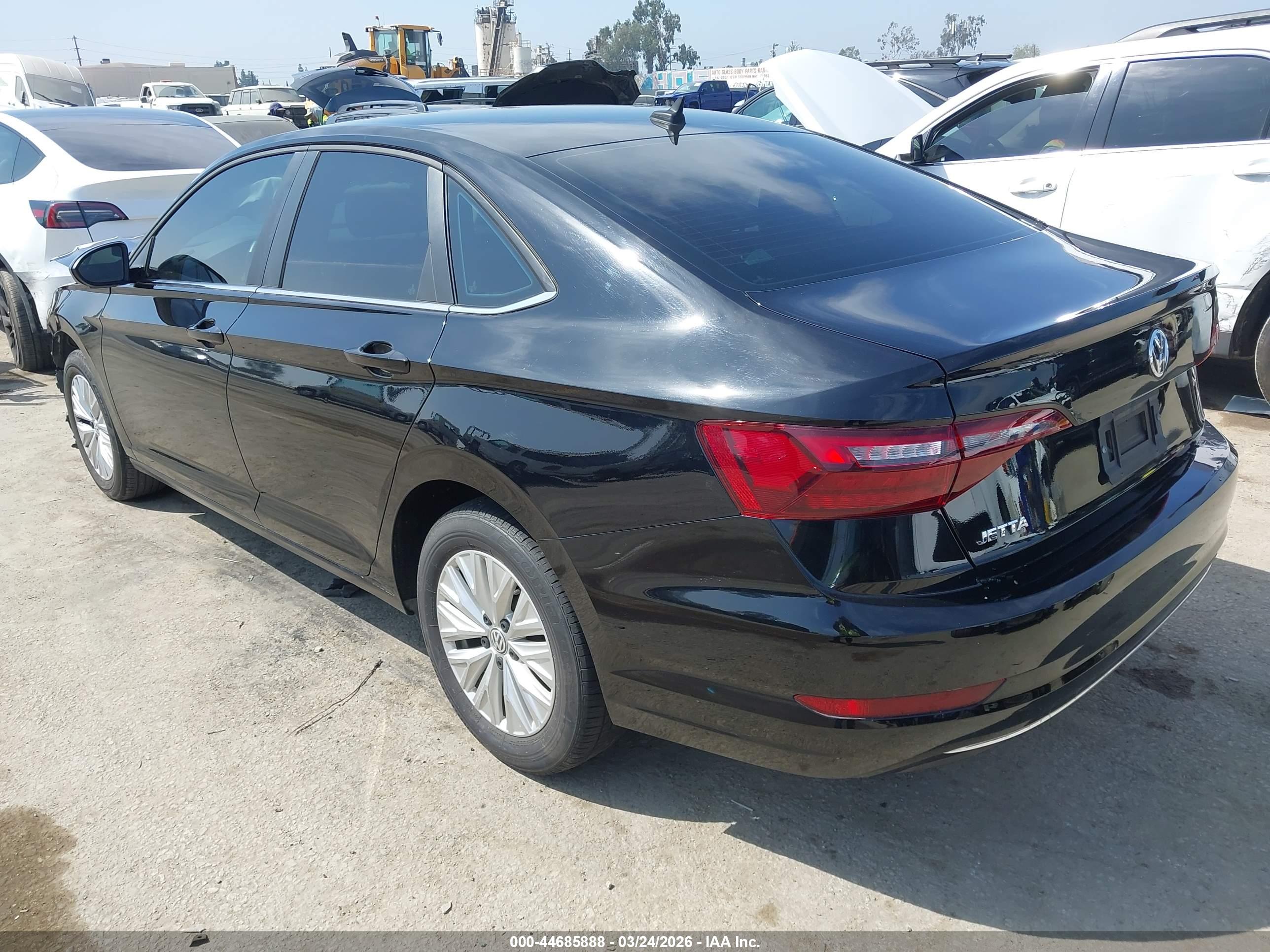 VOLKSWAGEN JETTA image 3