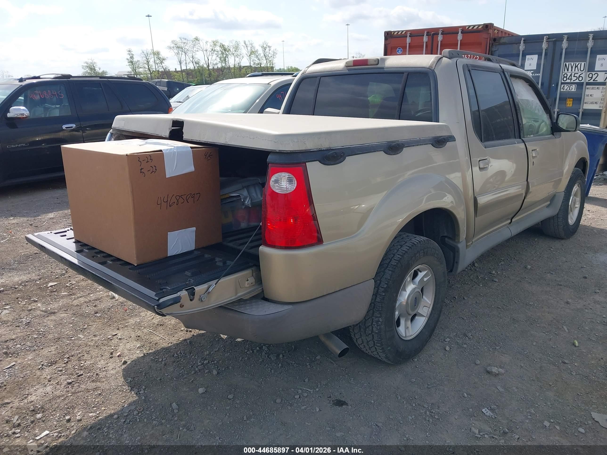 FORD EXPLORER image 4