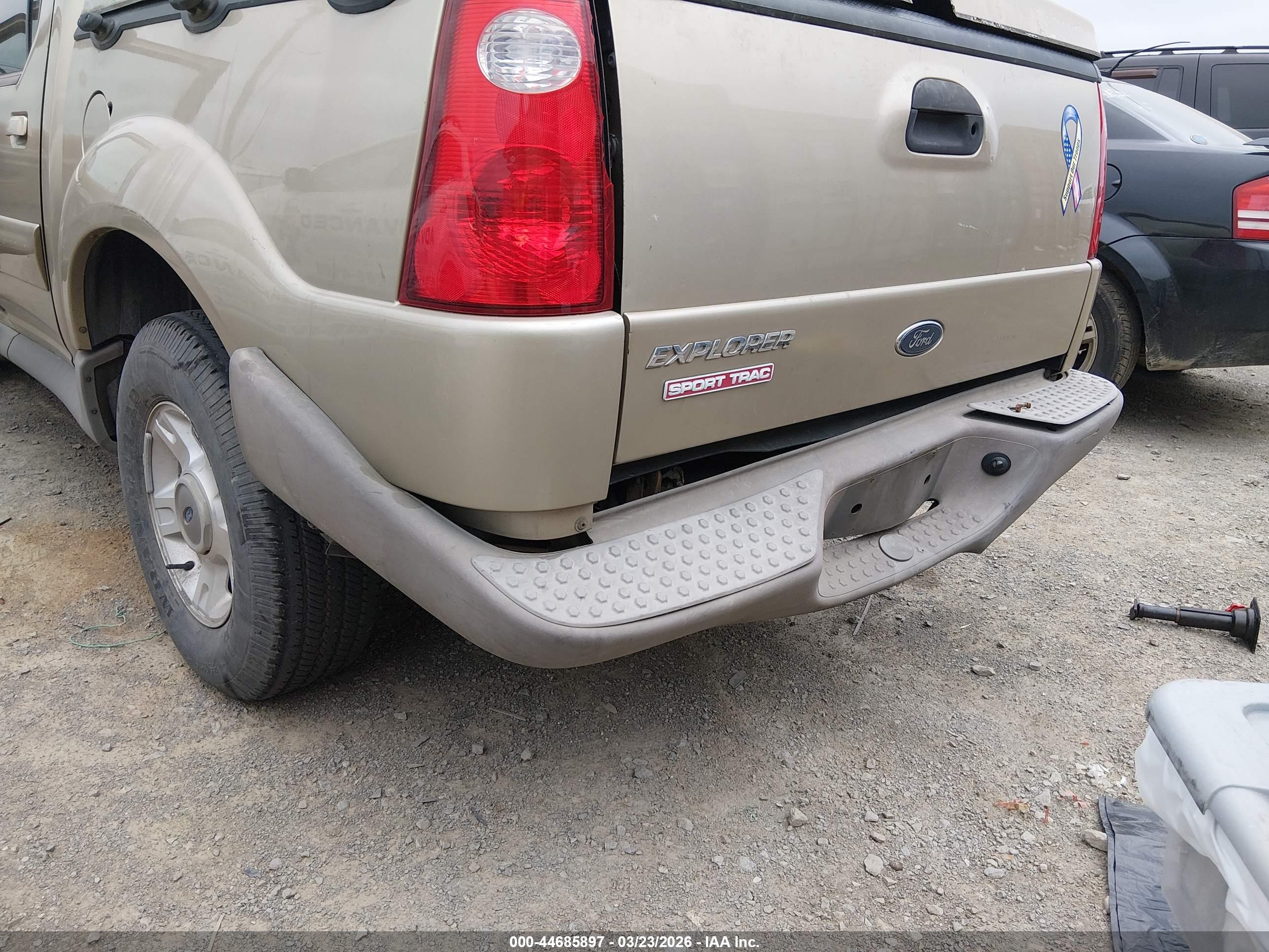 FORD EXPLORER image 6