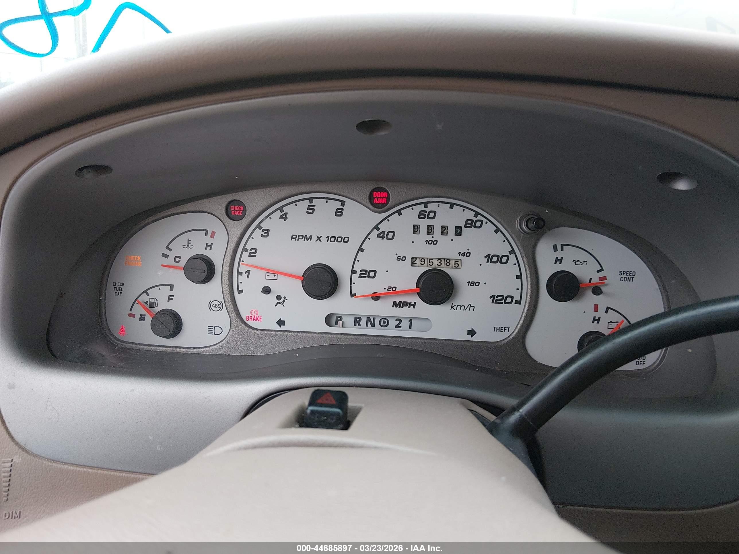 FORD EXPLORER image 7