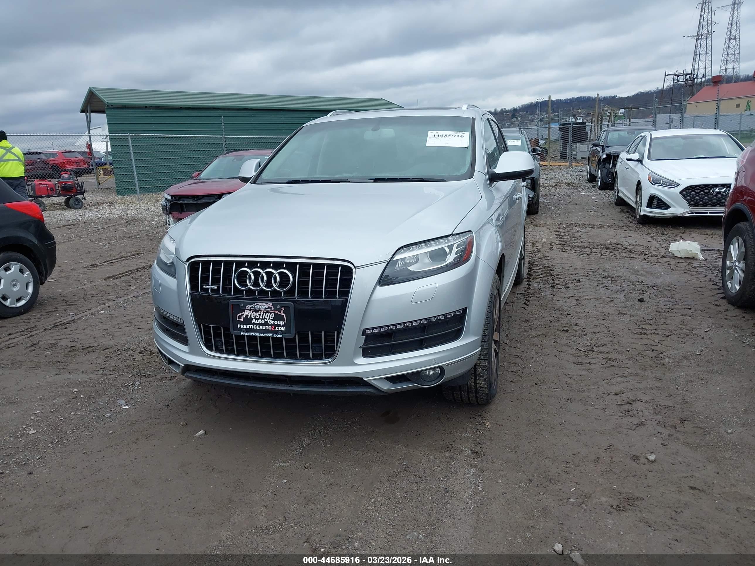 AUDI Q7 image 2