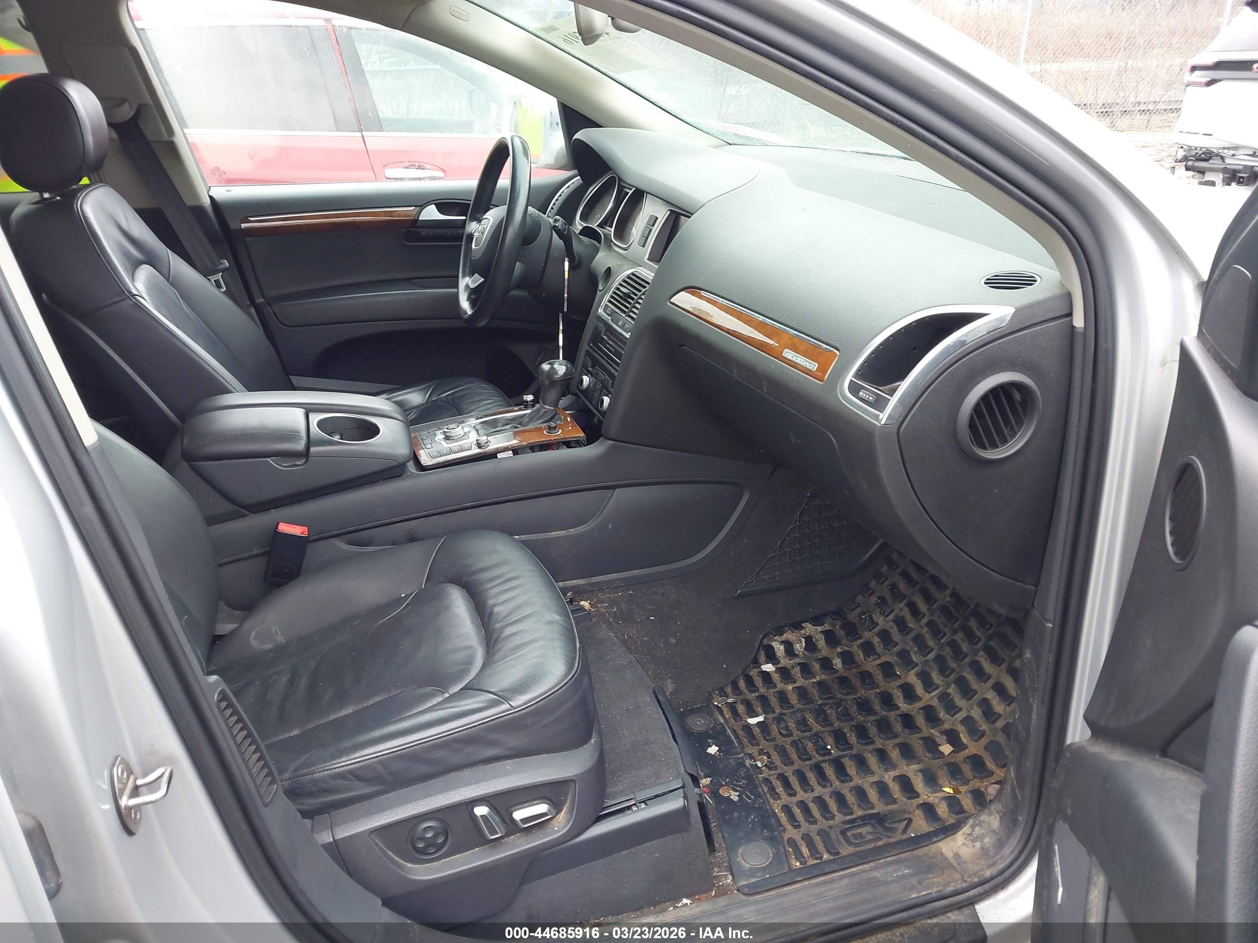 AUDI Q7 image 5