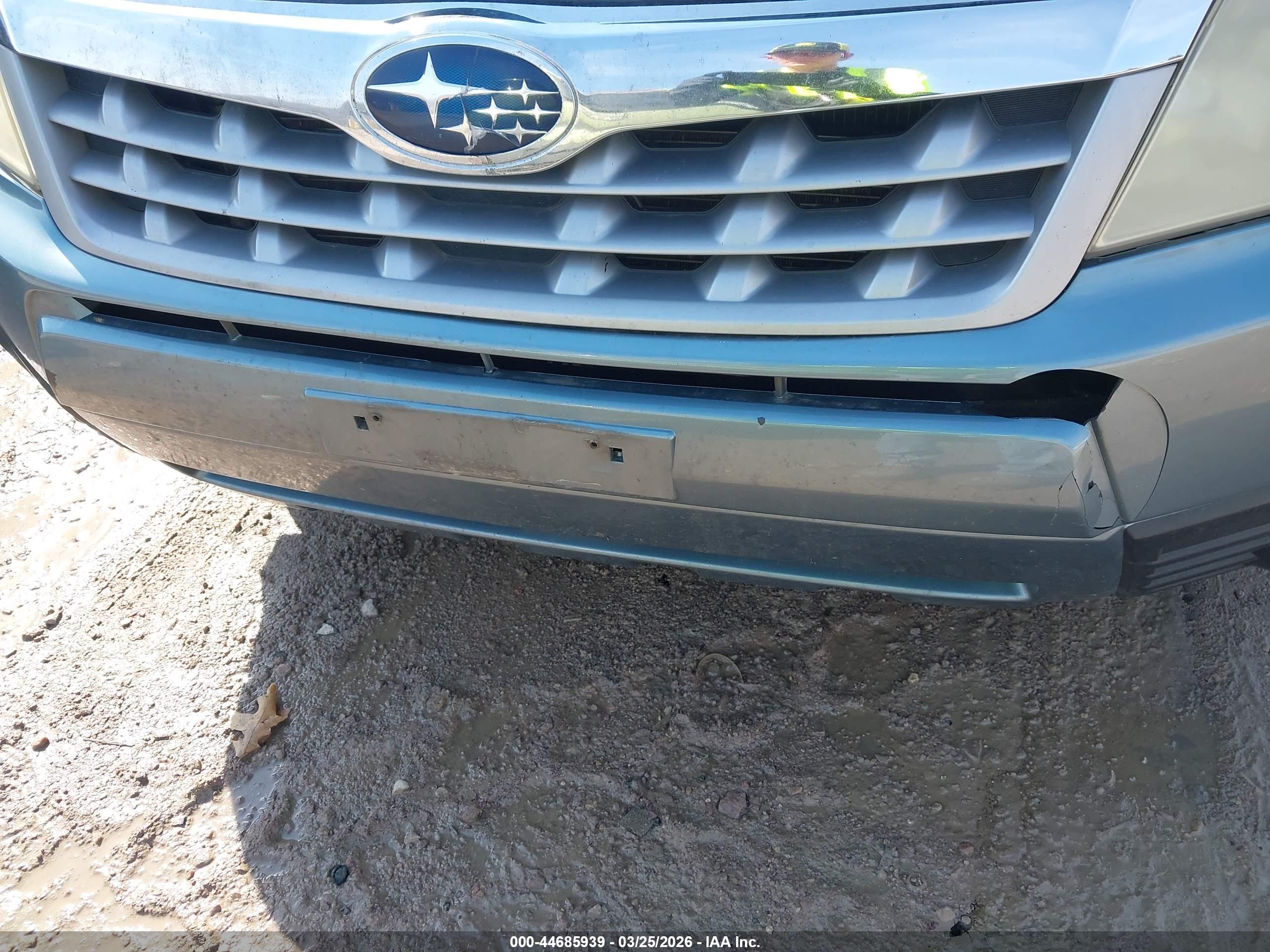 SUBARU FORESTER image 6