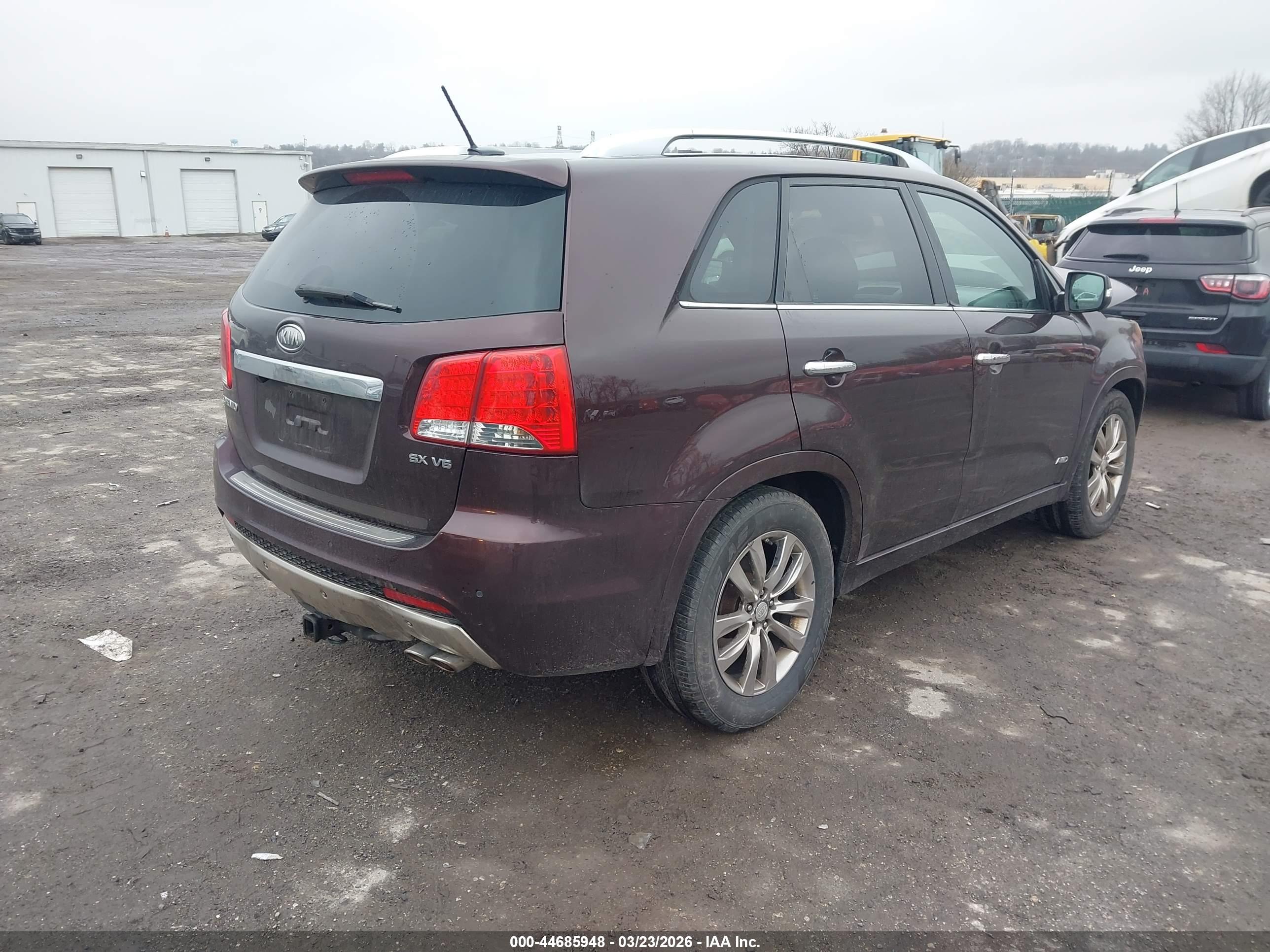 KIA SORENTO image 4