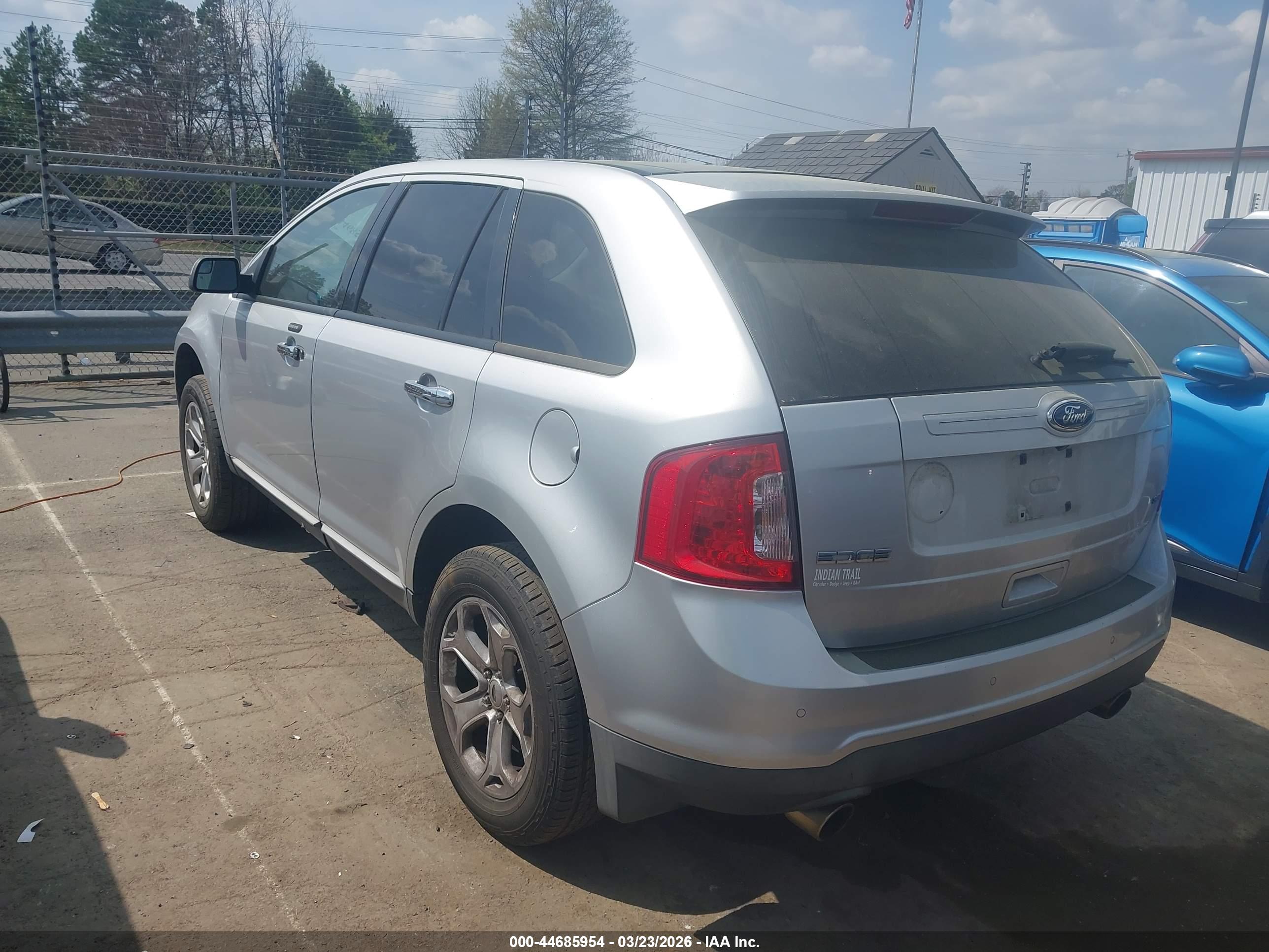 FORD EDGE image 3