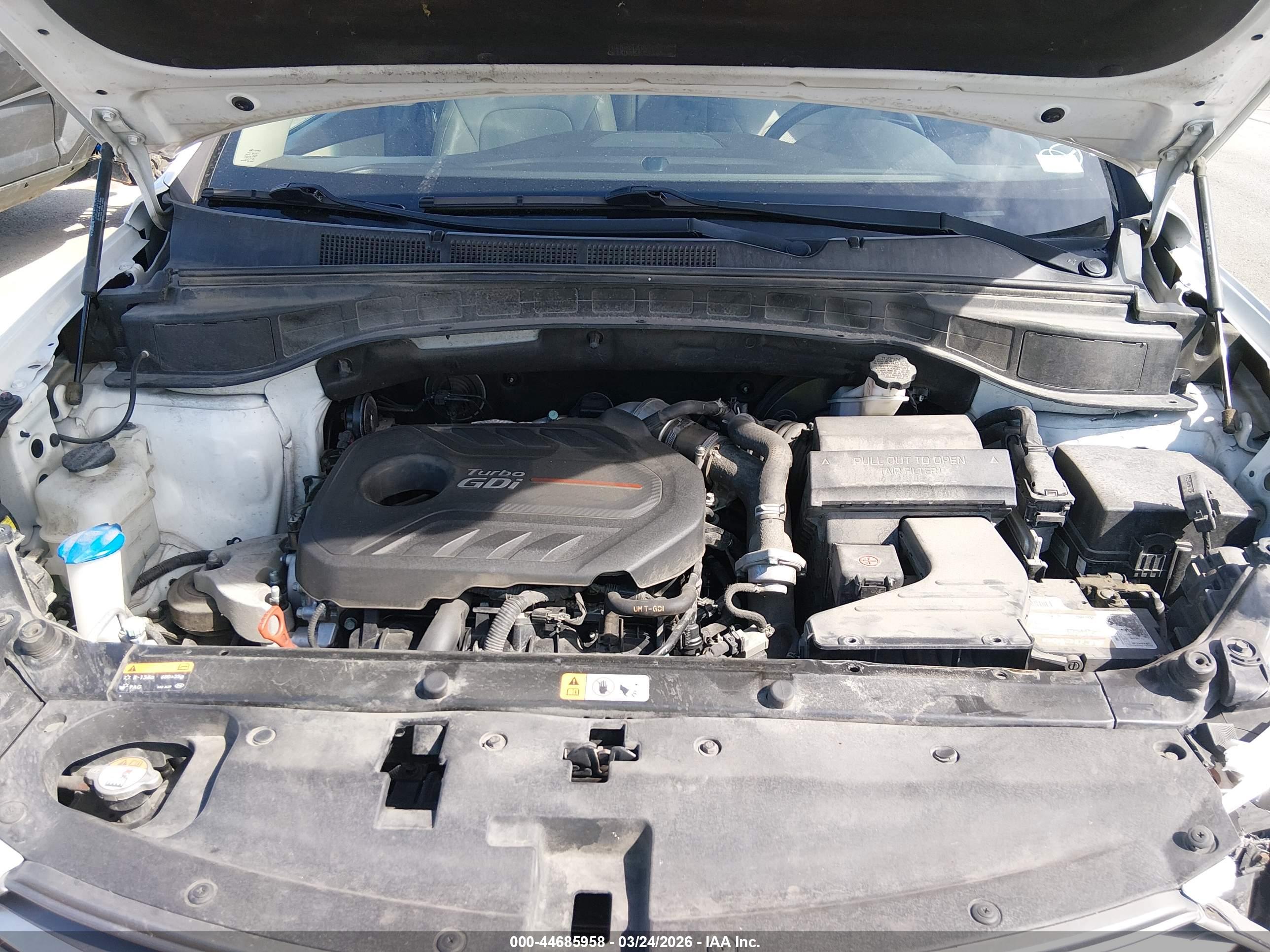 HYUNDAI SANTA image 10