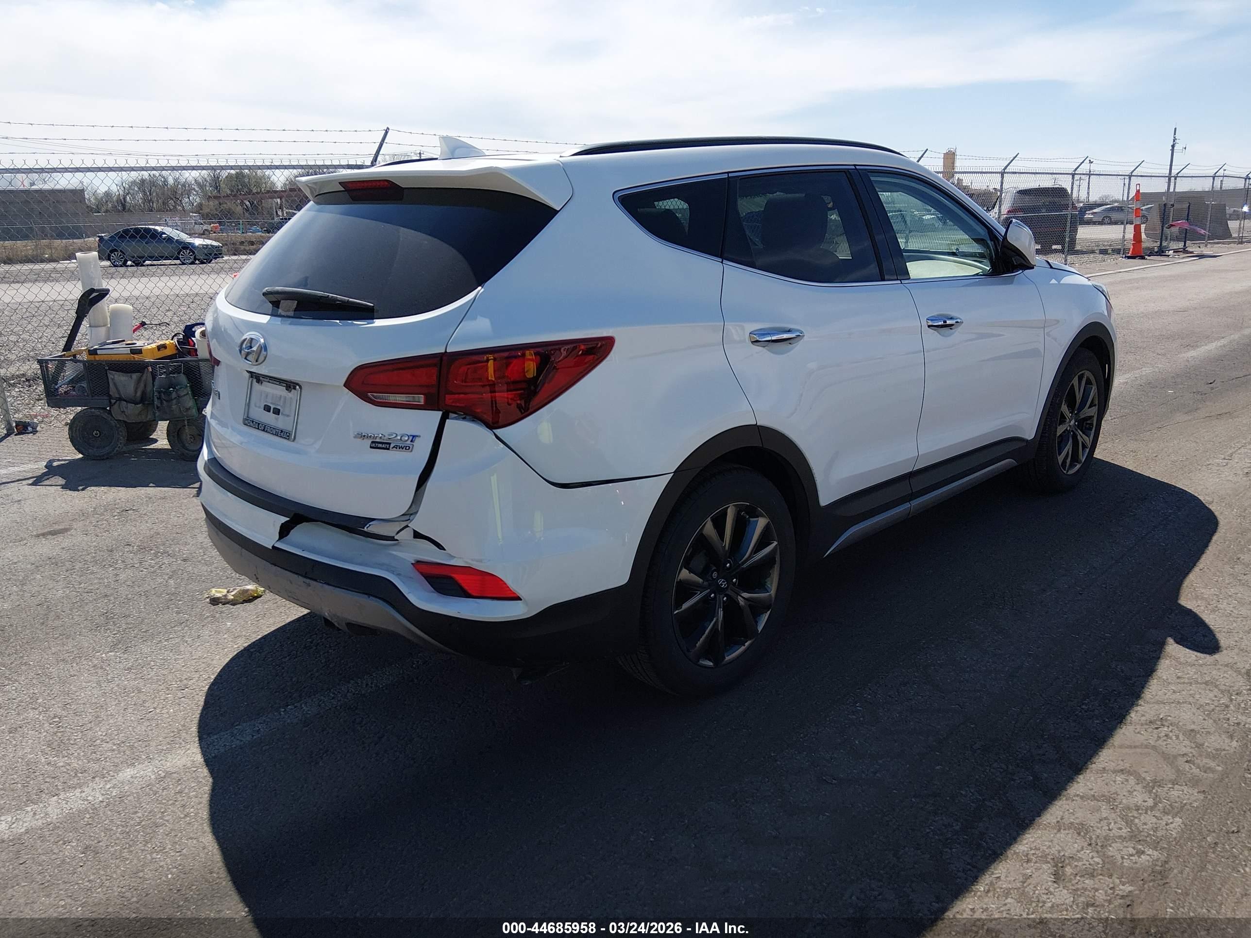 HYUNDAI SANTA image 4