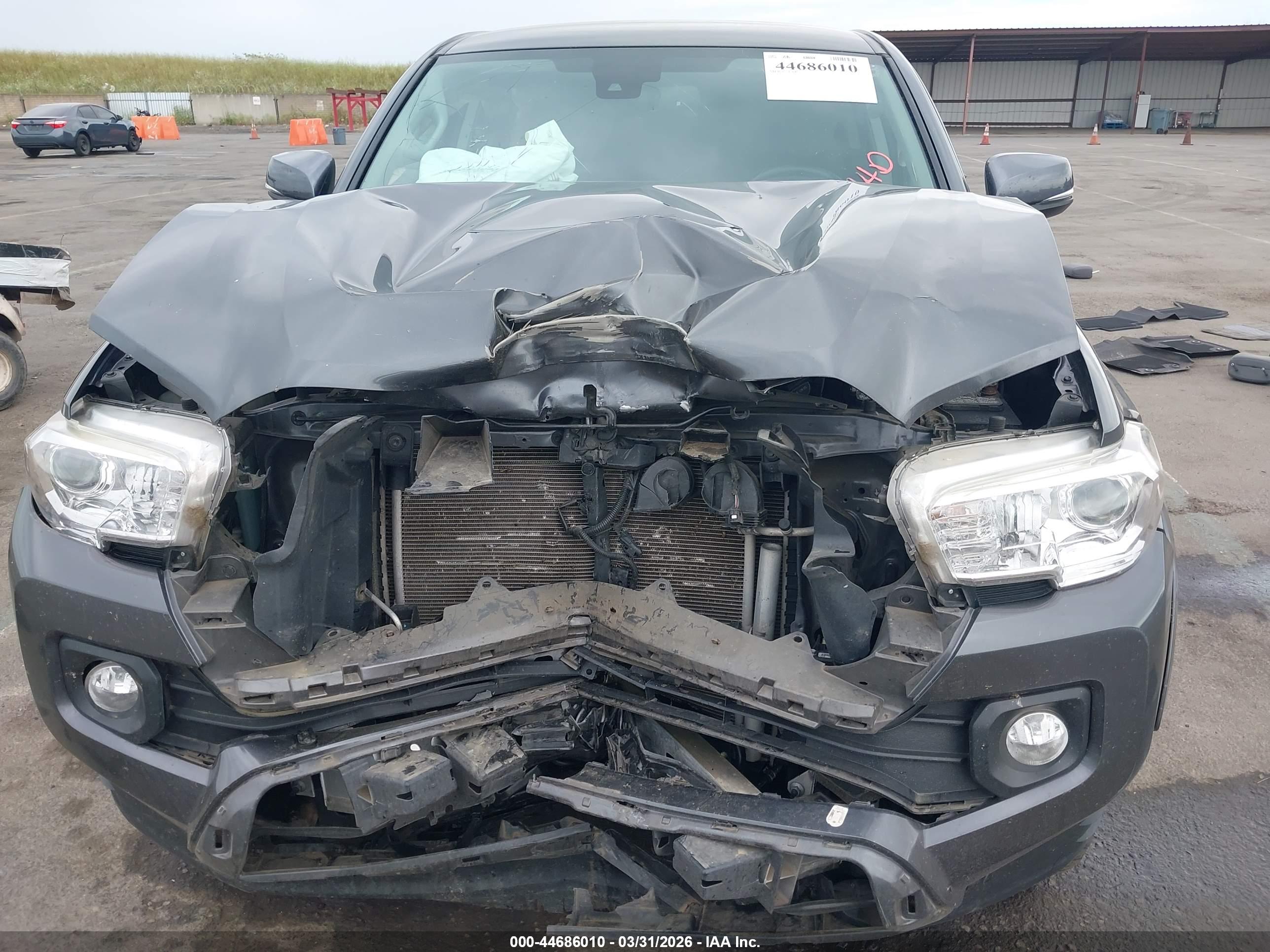 TOYOTA TACOMA image 6